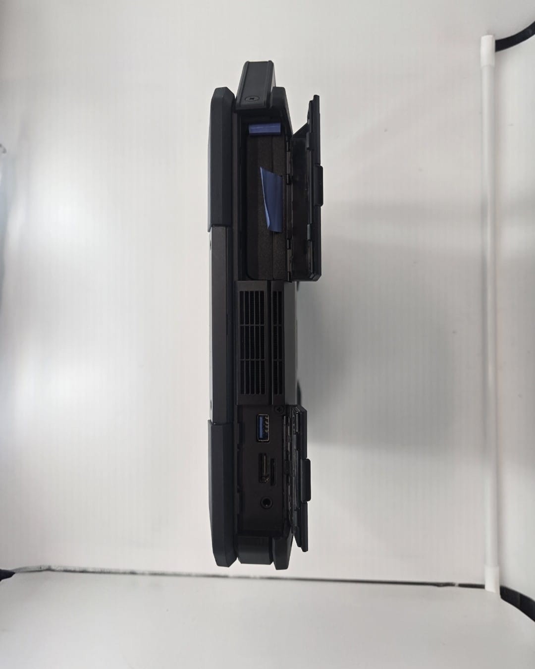 Dell Latitude Rugged 5414 14″ FHD Core i5-6300U 2.4GHz 16GB 256GB SSD – TOUCH