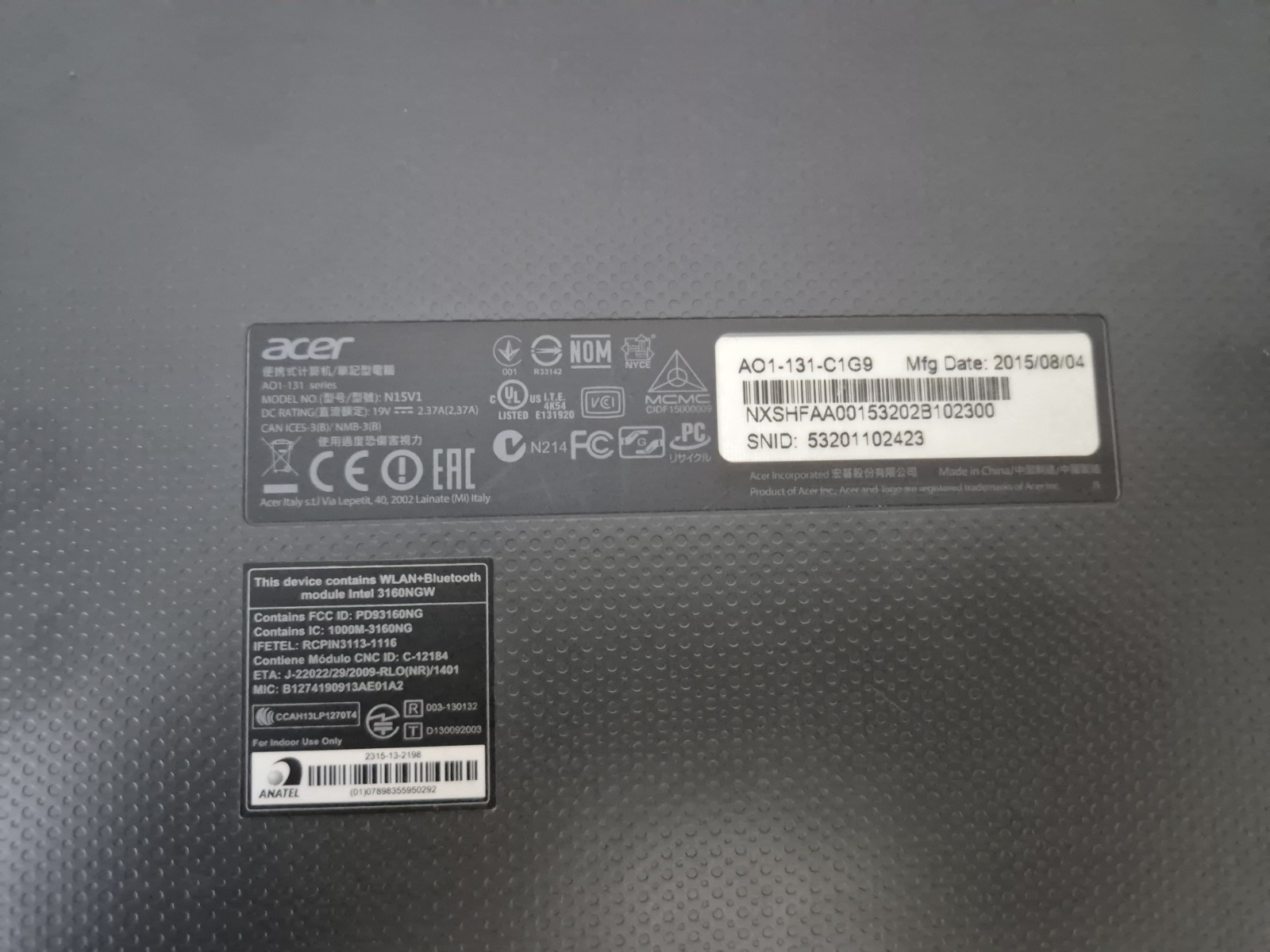 Laptop Acer Aspire One Cloudbook 11 Intel N3050 2GB 32GB AC adapter included