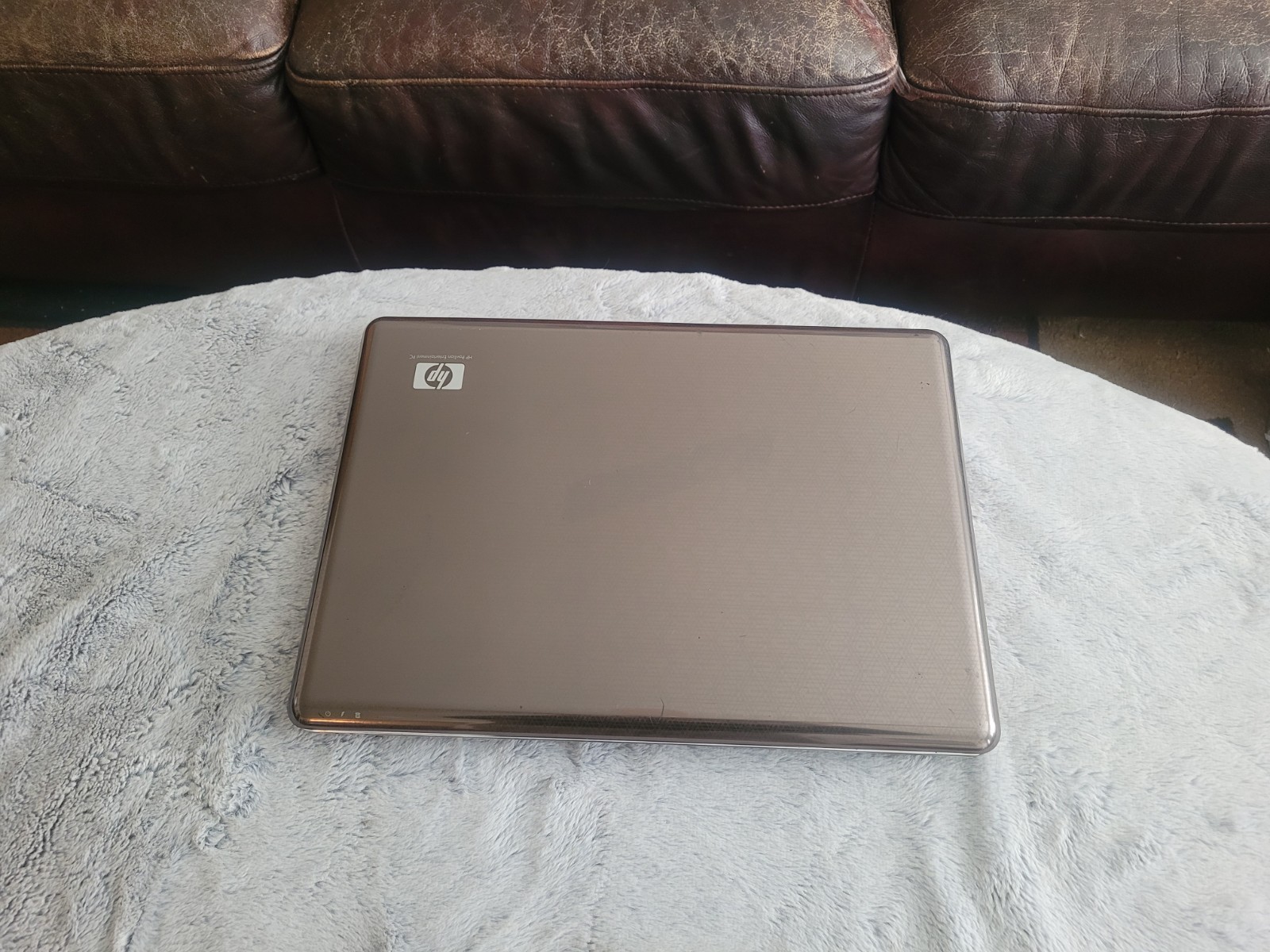 HP Pavilion dv5-1250us Laptop For Parts or Repairs, Broken Screen, Powers On