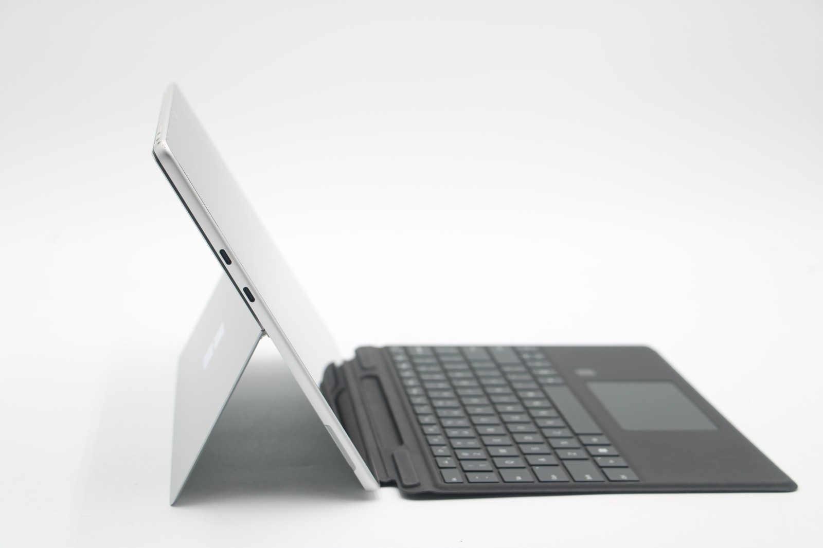 Microsoft Surface Pro 10 13″ 2.10GHz Ultra 5 /16GB/256GB SSD *94% BH* Type Cover