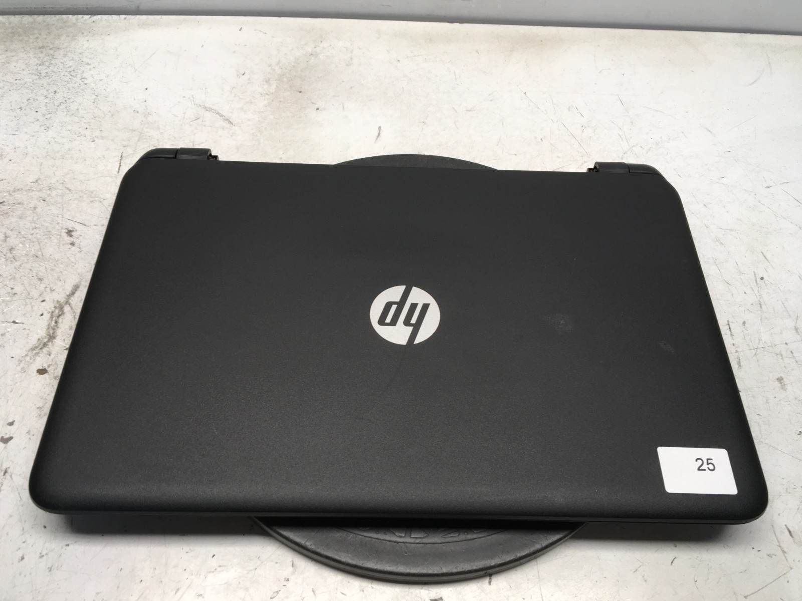 HP 15-F305DX AMD A6-5200 2000MHz 4 GB NO HDD