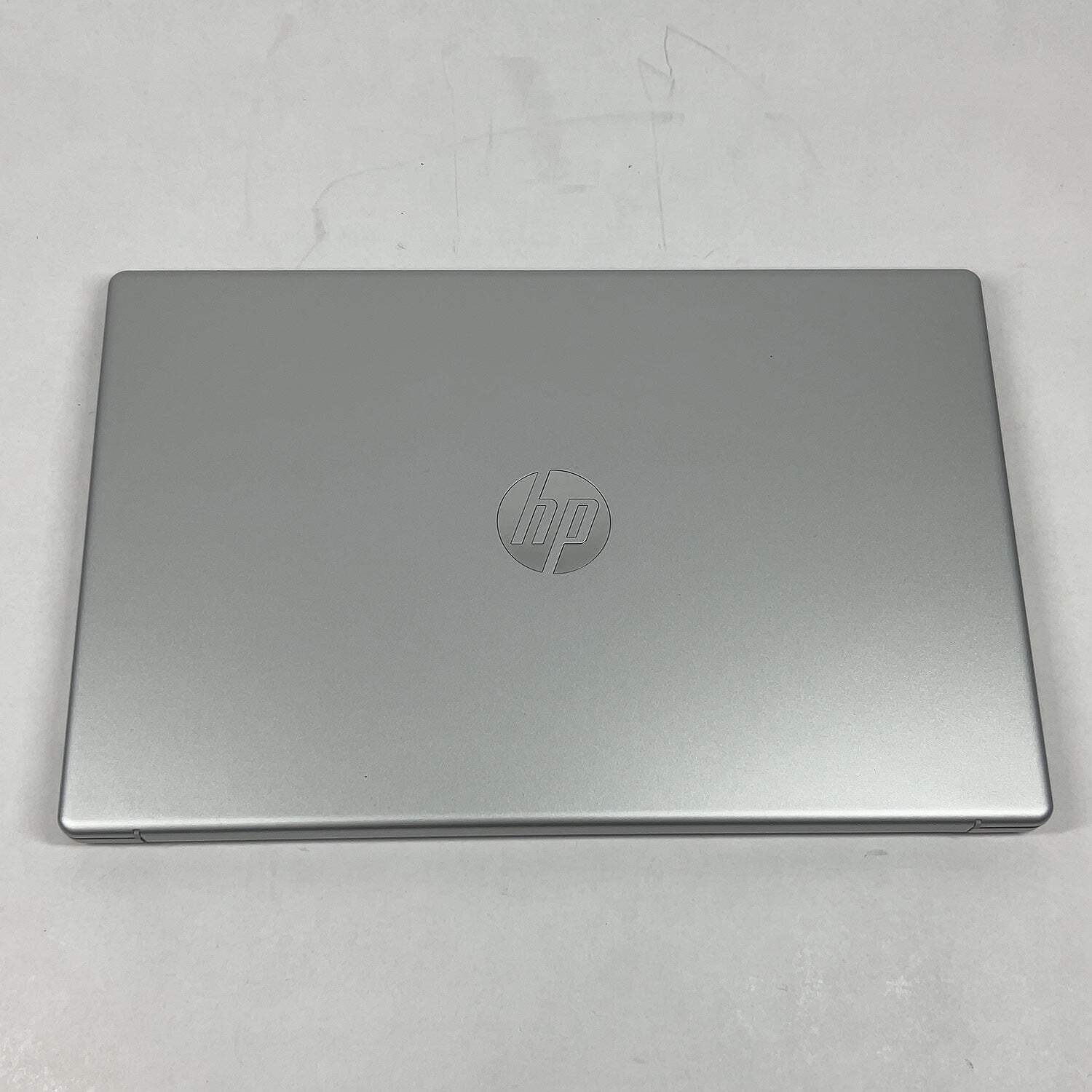 HP Laptop 15-FC0XXX 15.6″ Ryzen 3 7320U 2.4GHz 8GB RAM 256GB SSD