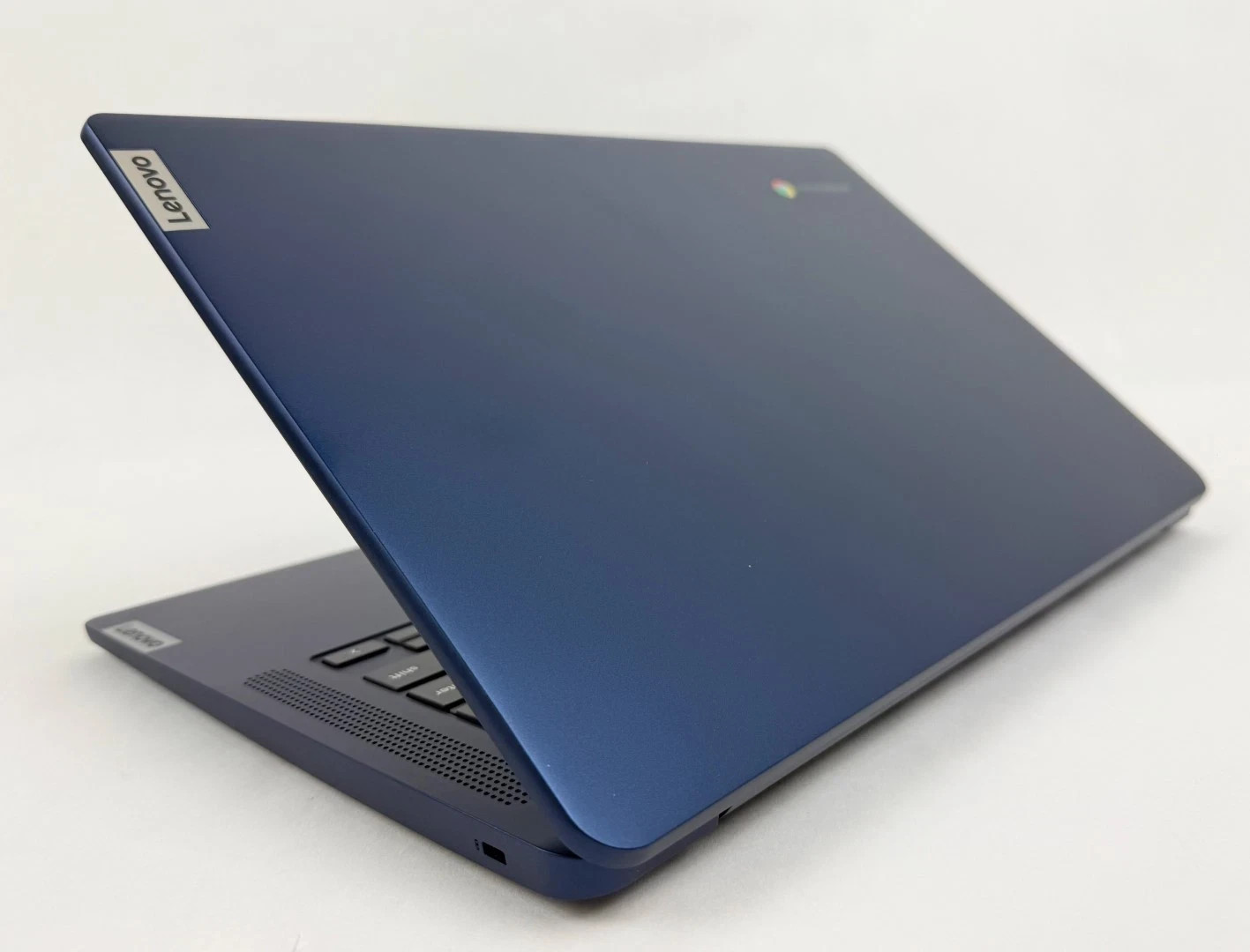 Lenovo IdeaPad Slim 3 Chromebook 14″ MediaTek MT8186 4GB DDR4 64GB eMMC ChromeOS