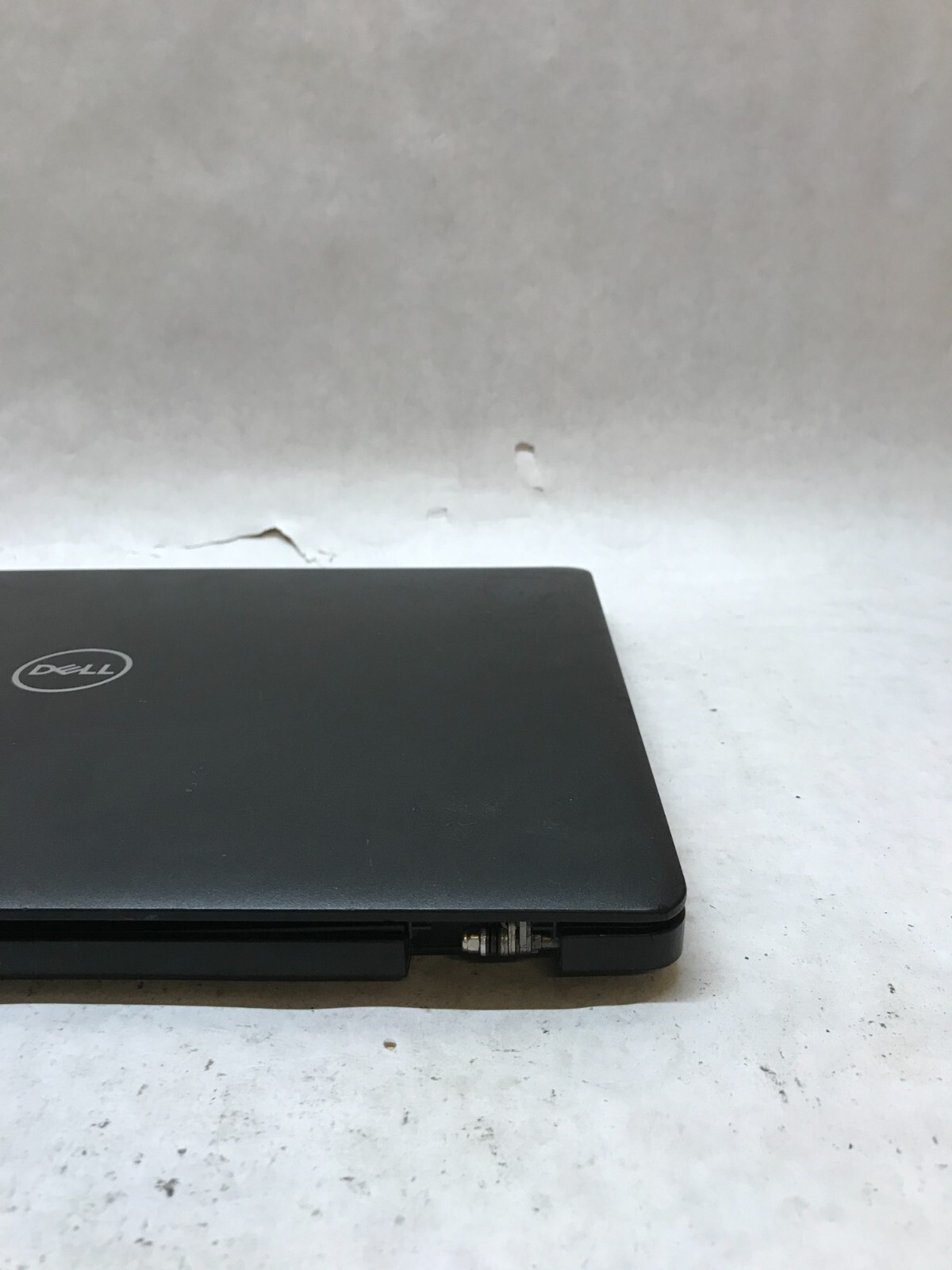 Dell Latitude 3490 14″ Intel i5 7th Gen 4GB RAM NO HDD/OS For Parts NO POWER -DW