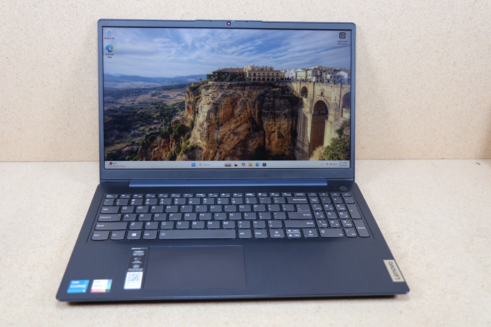 15.6″ Lenovo IdeaPad 3 15IAU7 (Touch) / i5-1235U / 12GB / 512GB (279)