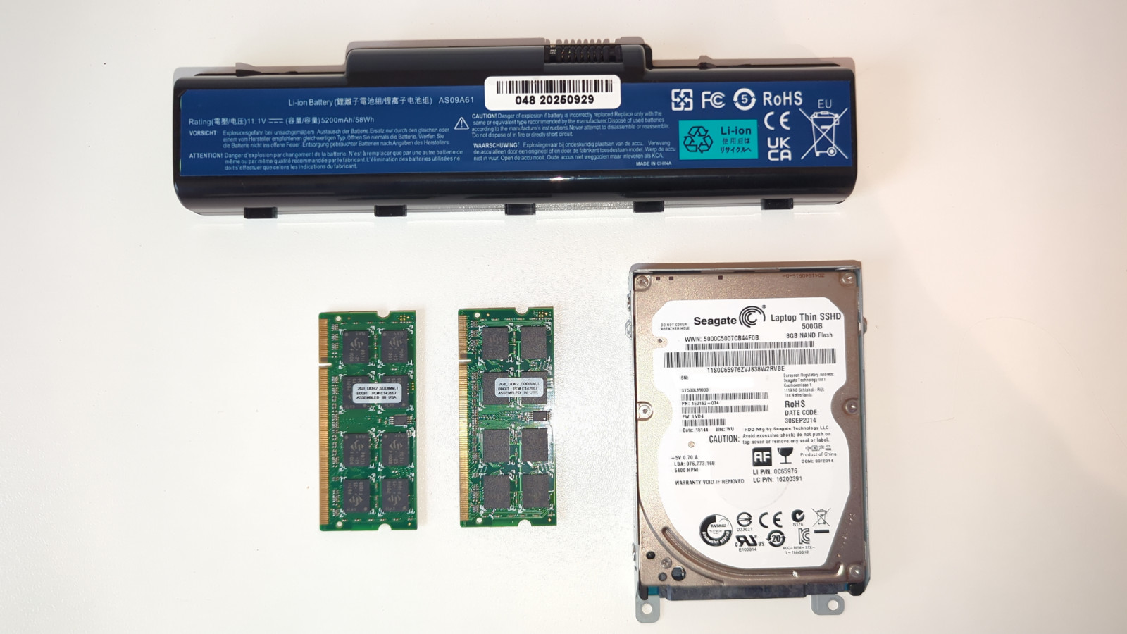 “Constitution” (eMachines E627) Athlon 64 X2 TK-42 4GB RAM 500GB SSHD Q4OS