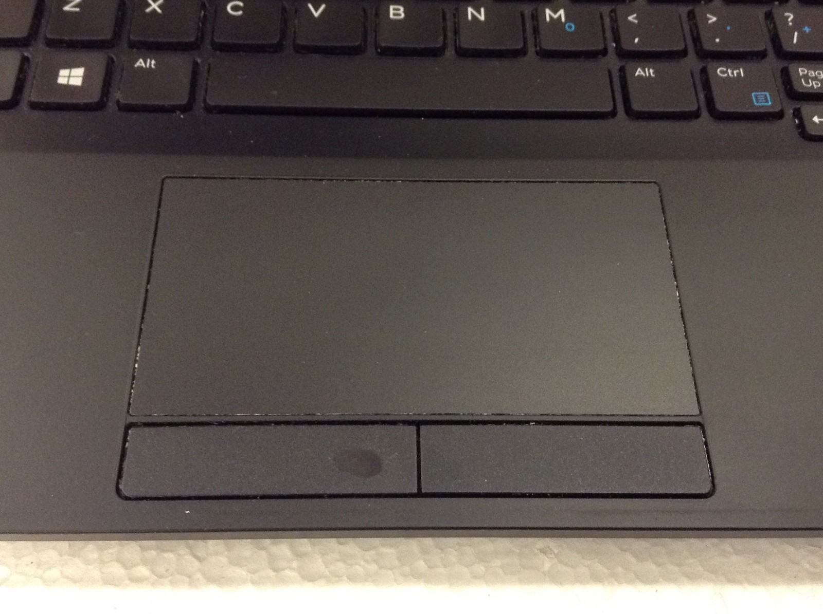 Dell Latitude E7270 Laptop i5-6300U 2.40GHz 12.5″FHD w/ Ac Adapter, NO HDD & RAM