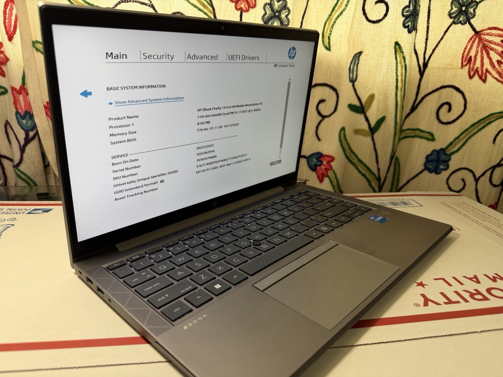 HP ZBook Firefly 14 G8 14″ i5-1135G7 2.40GHz,8 GB RAM ,256 GB SSD)laptop