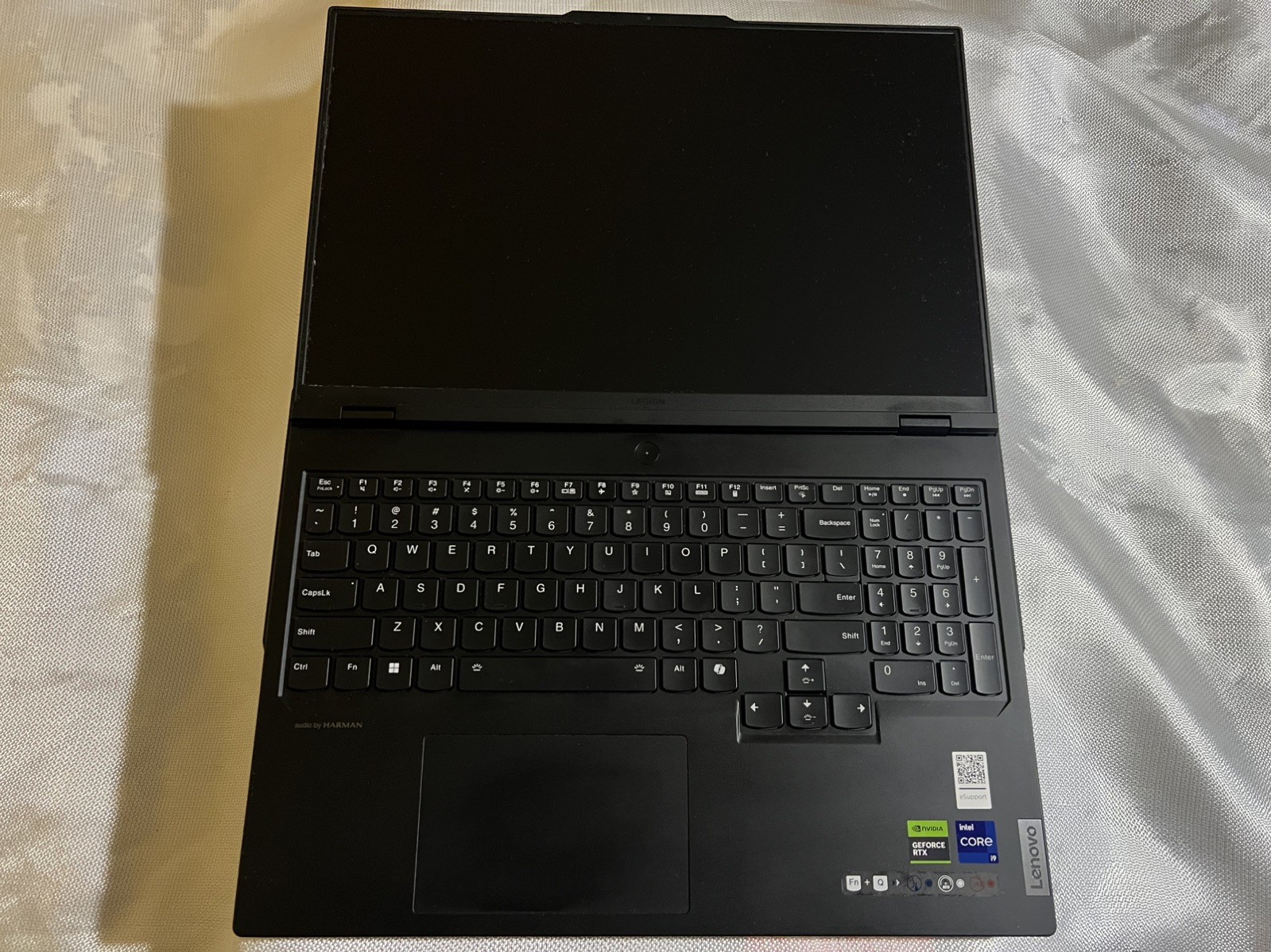 Lenovo Legion Pro 7 16IRX9H 16″ i9-14900HX 32GB RAM 2TB SSD GeForce RTX 4080