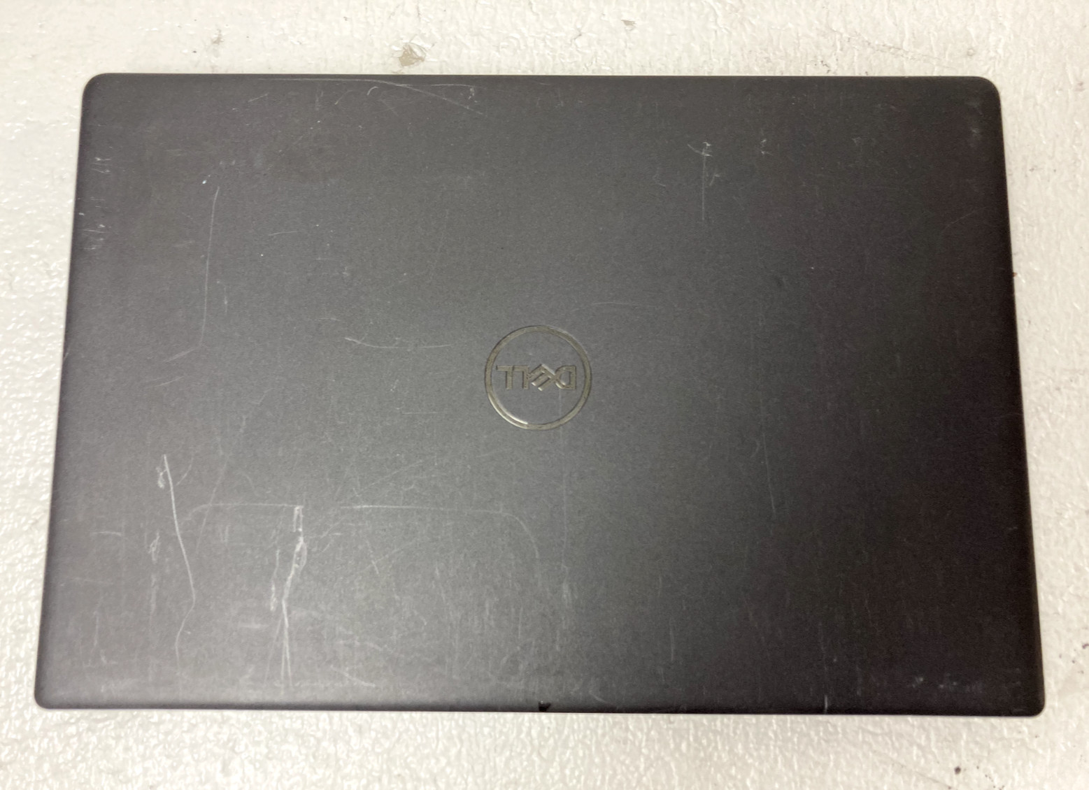 Dell Latitude 3510 15.6” Core Intel i7-10510U @1.80GHz 256GB SSD NO OS *READ