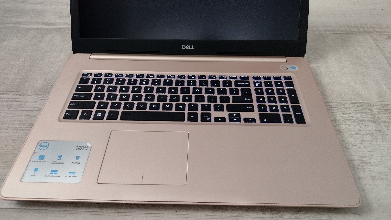 Gaming! Dell Inspiron 5770 FHD 17.3″ Laptop i7-8550 16GB 256GB DVD R/W RADEON