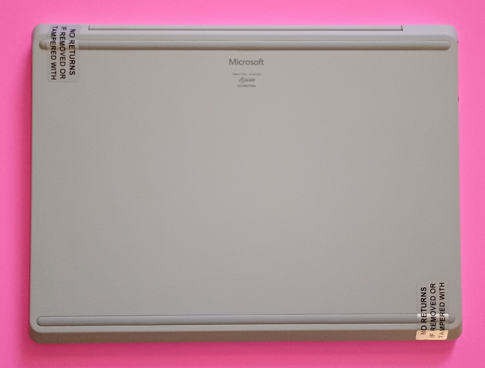 Microsoft Surface Laptop Go 12.4″ Touch Intel i5-1035G1 4GB 256GB SSD Win 11 Pro