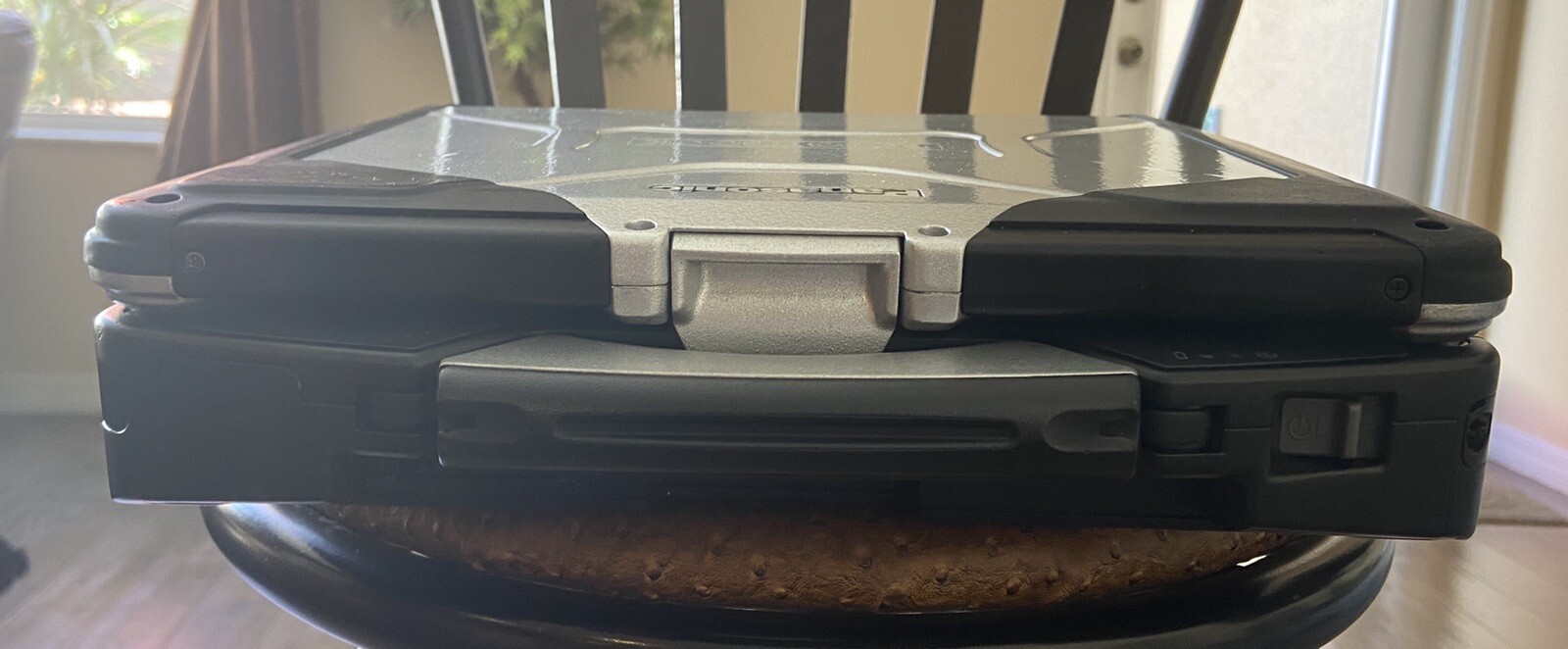 Panasonic Toughbook CF-31 MK5 Core i5-16GB Ram 1TB SSD Hard drive windows 11 Pro