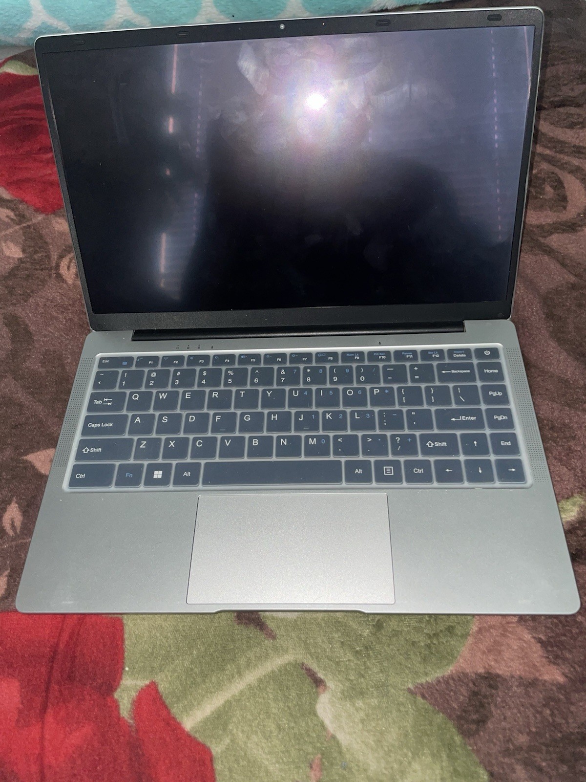 Auusda 14″ Windows 11 Laptop Celeron J4125 8GB 238GB SSD FHD USB-C Silver