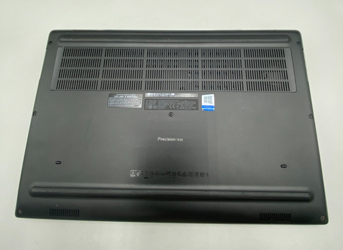 Dell Precision 7530 15.6″ i7-8850H 2.6GHz 1TB SSD 16GB DDR4 Black Laptop Fair/AC