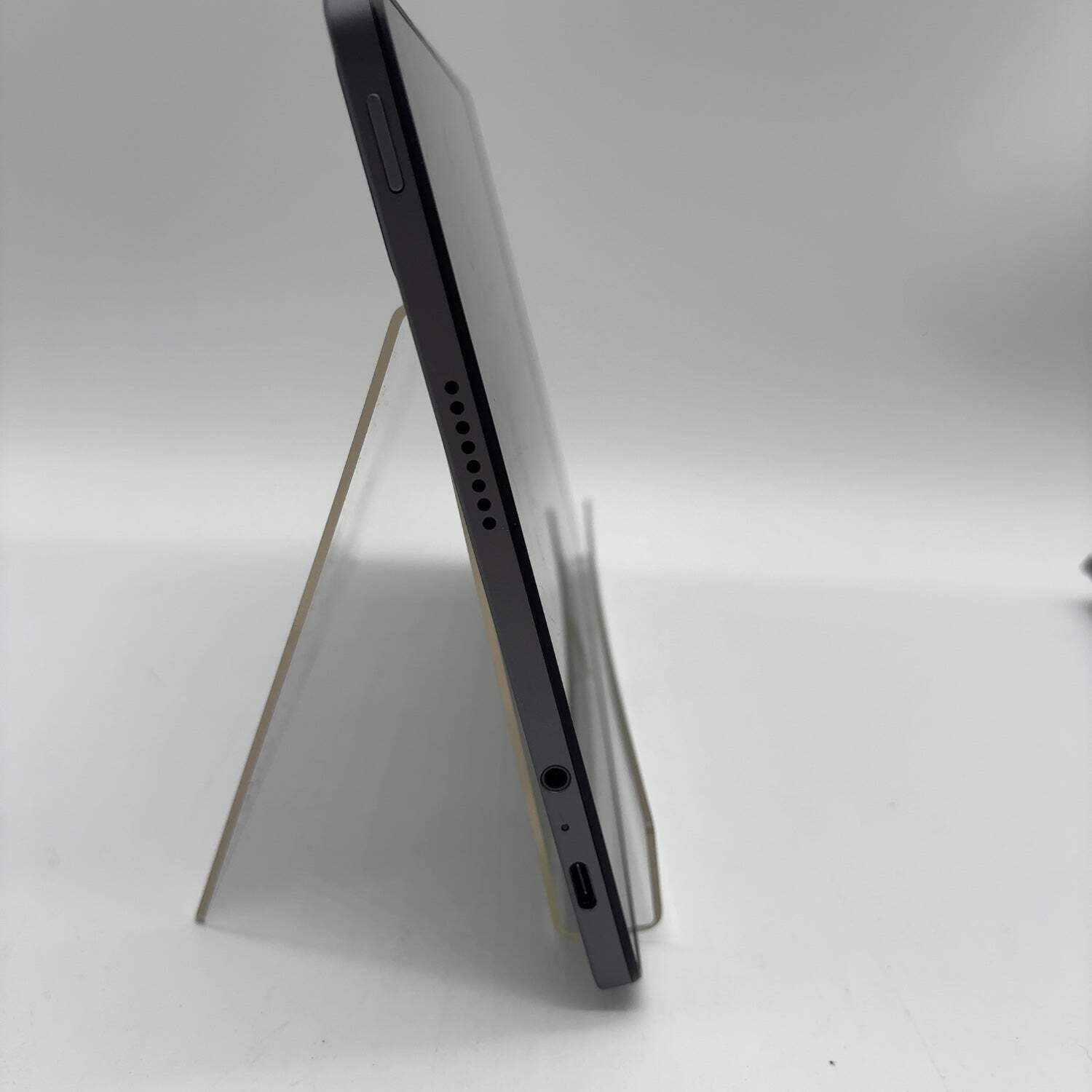 Lenovo Chromebook 11″ MediaTek Kompanio 800 Series 2.6GHz 4GB RAM 128GB SSD