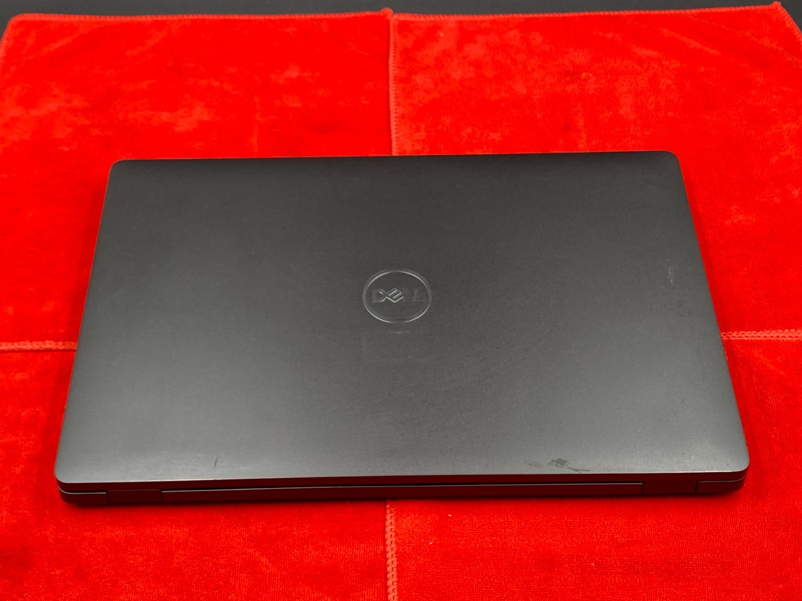 DELL PRECISION 3541 15.6″ FHD i7-9850H 16GB RAM 256GB SSD QUADROP620 BATTERY 94%