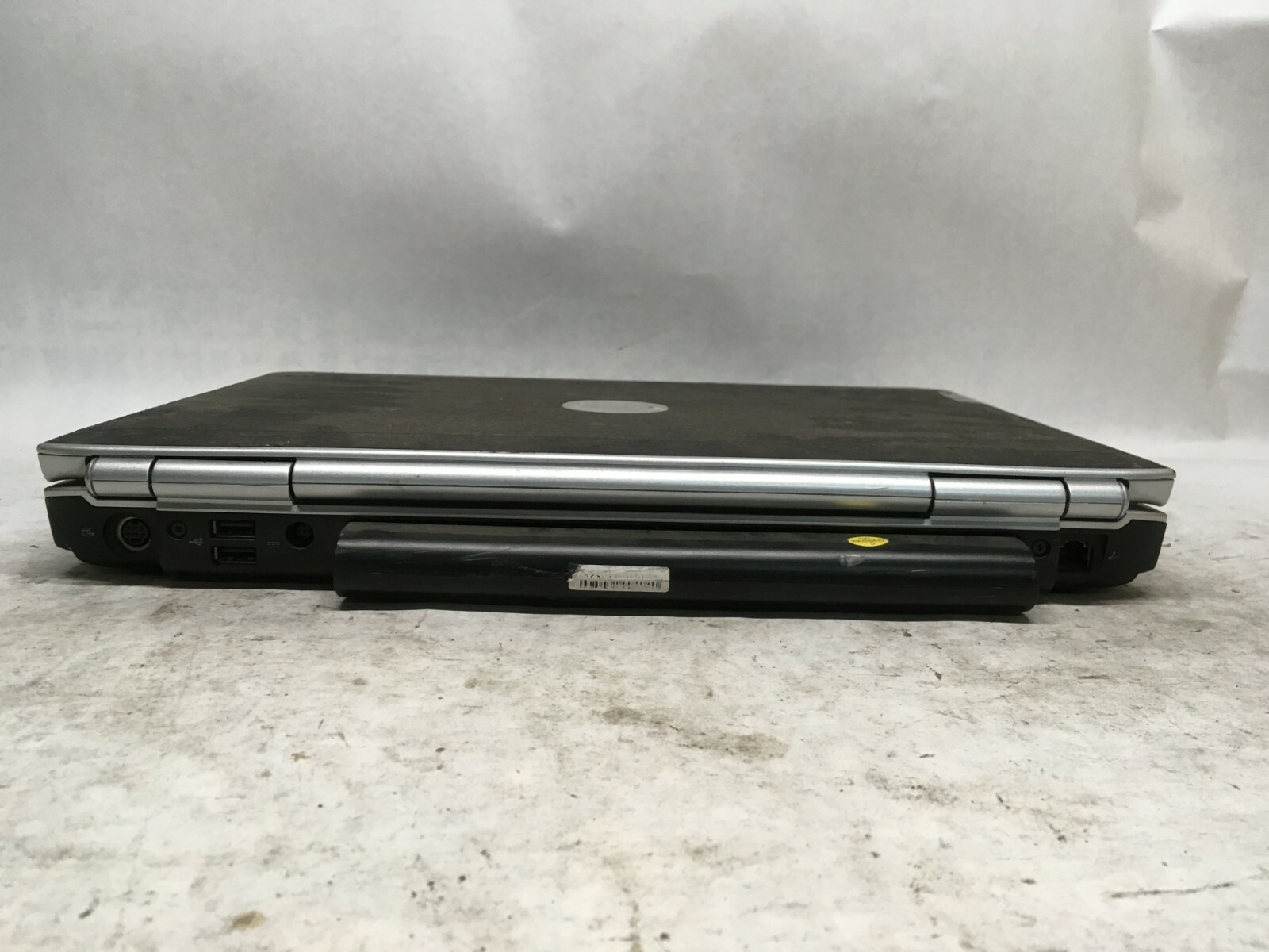 Dell’s Inspiron 1520 15″ (AS IS / FOR PARTS) – Intel Core 2 Duo @ 2 GHz – JZ