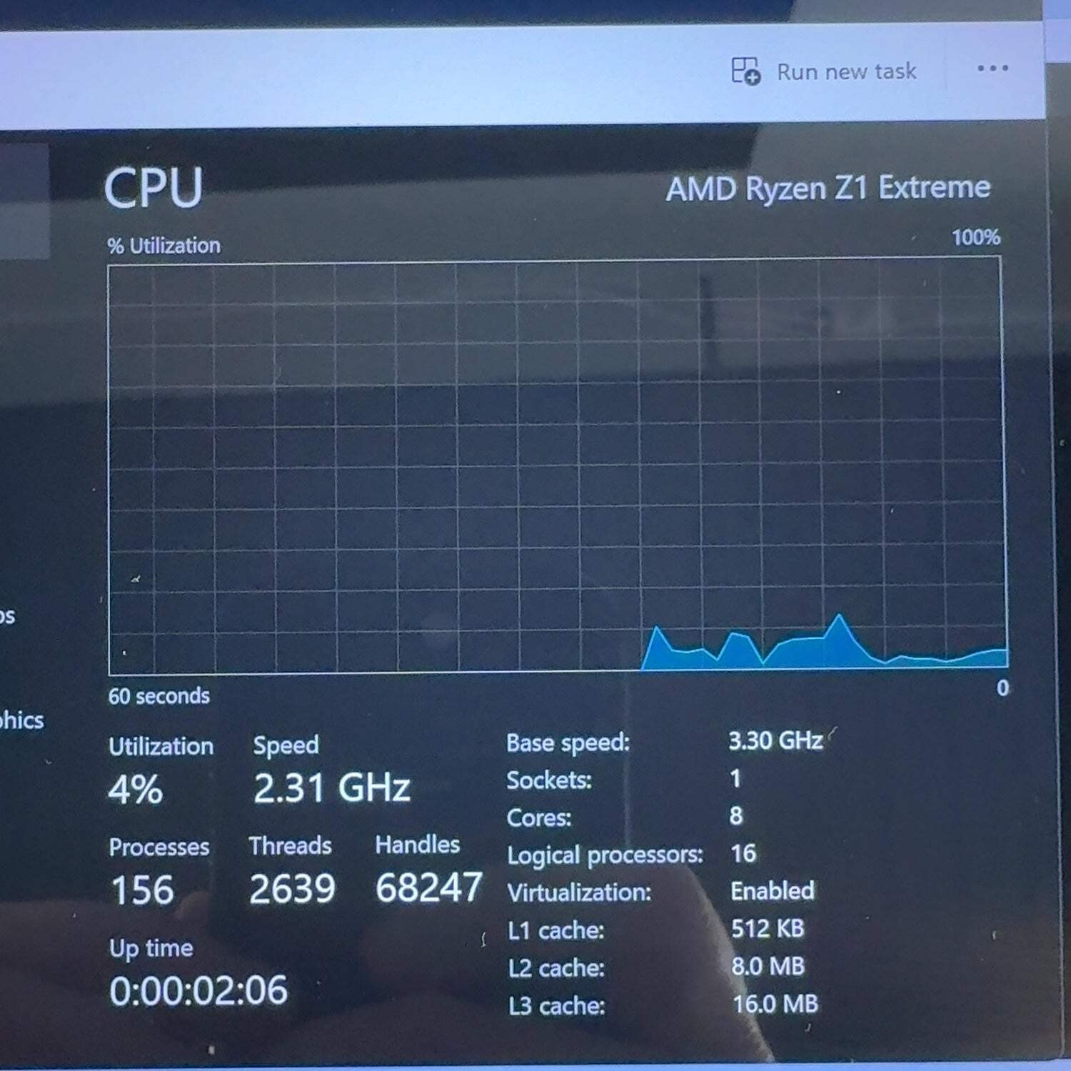 Lenovo Legion Go S 8″ AMD Ryzen Z1 Extreme 32GB RAM 1TB White 83L3001VUS