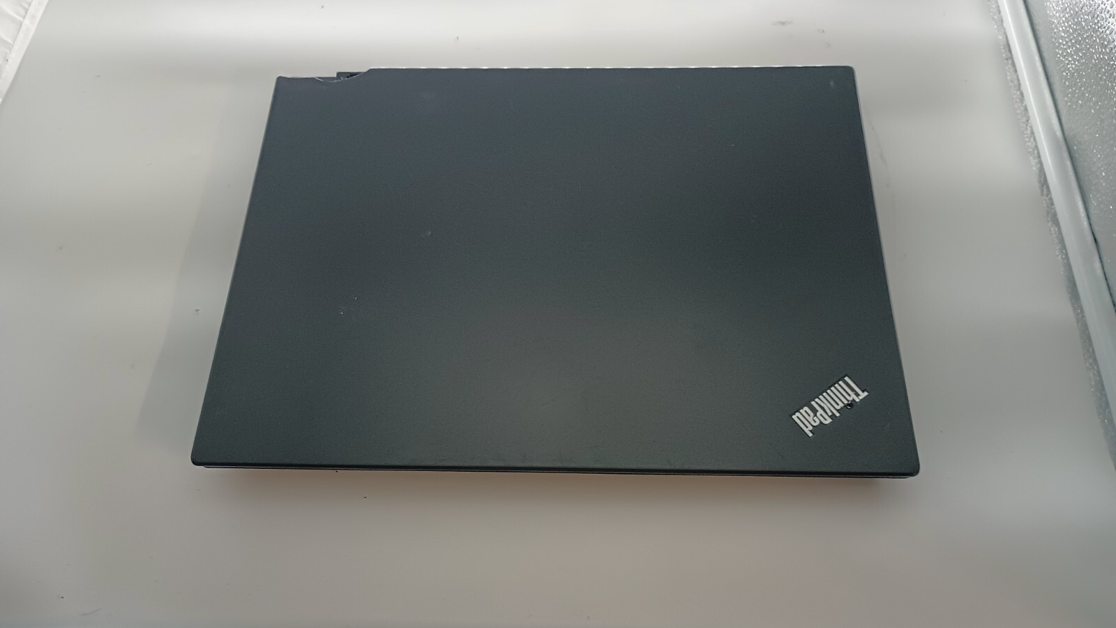 ThinkPad E490. Bios Lock!! No USB C charger!! i3-8145U.8GB.128GB M.2.14″.W11