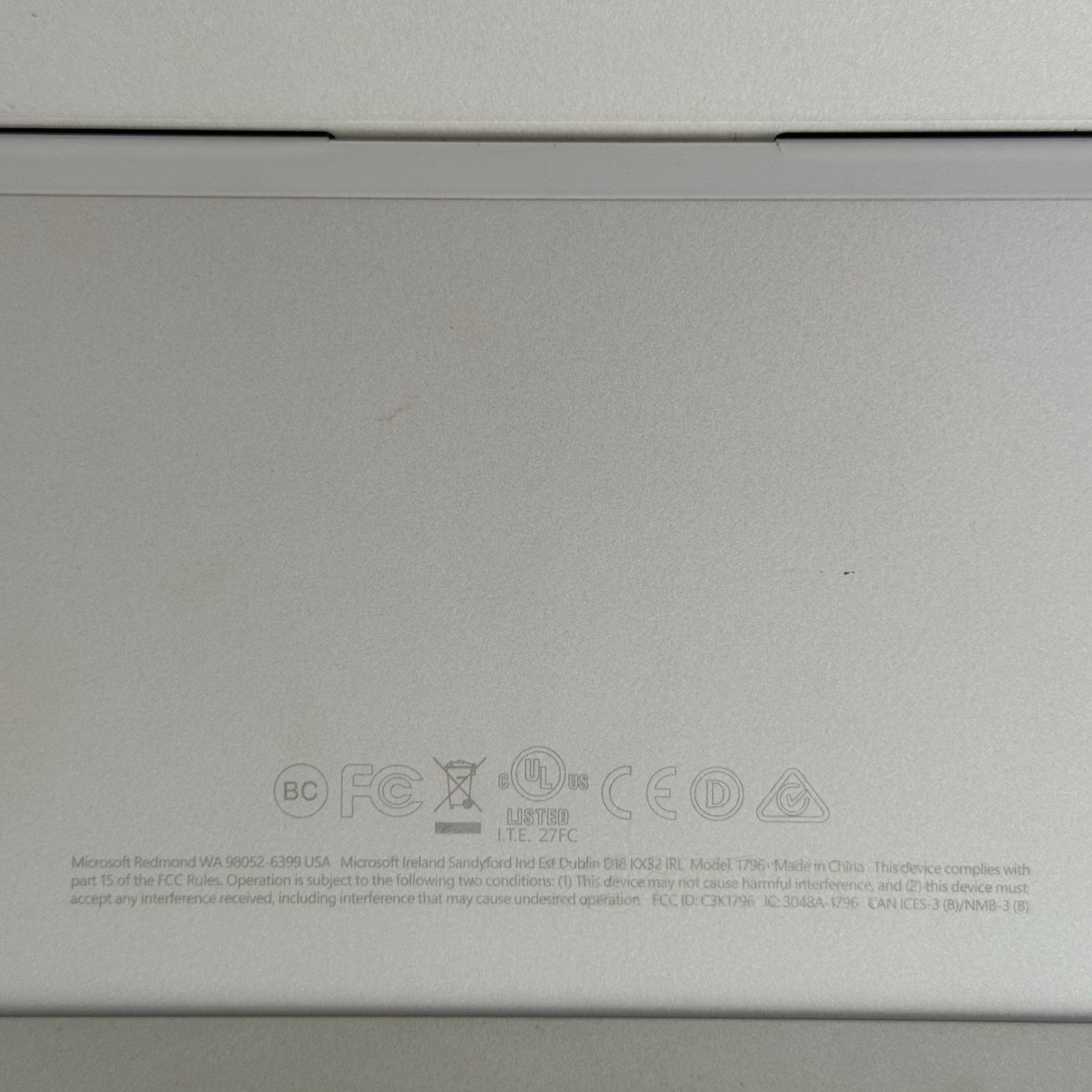 Microsoft Surface Pro 12.3 inch (256Gb, Intel Core i5-7300U @ 2.60GHz, 8GB RAM)
