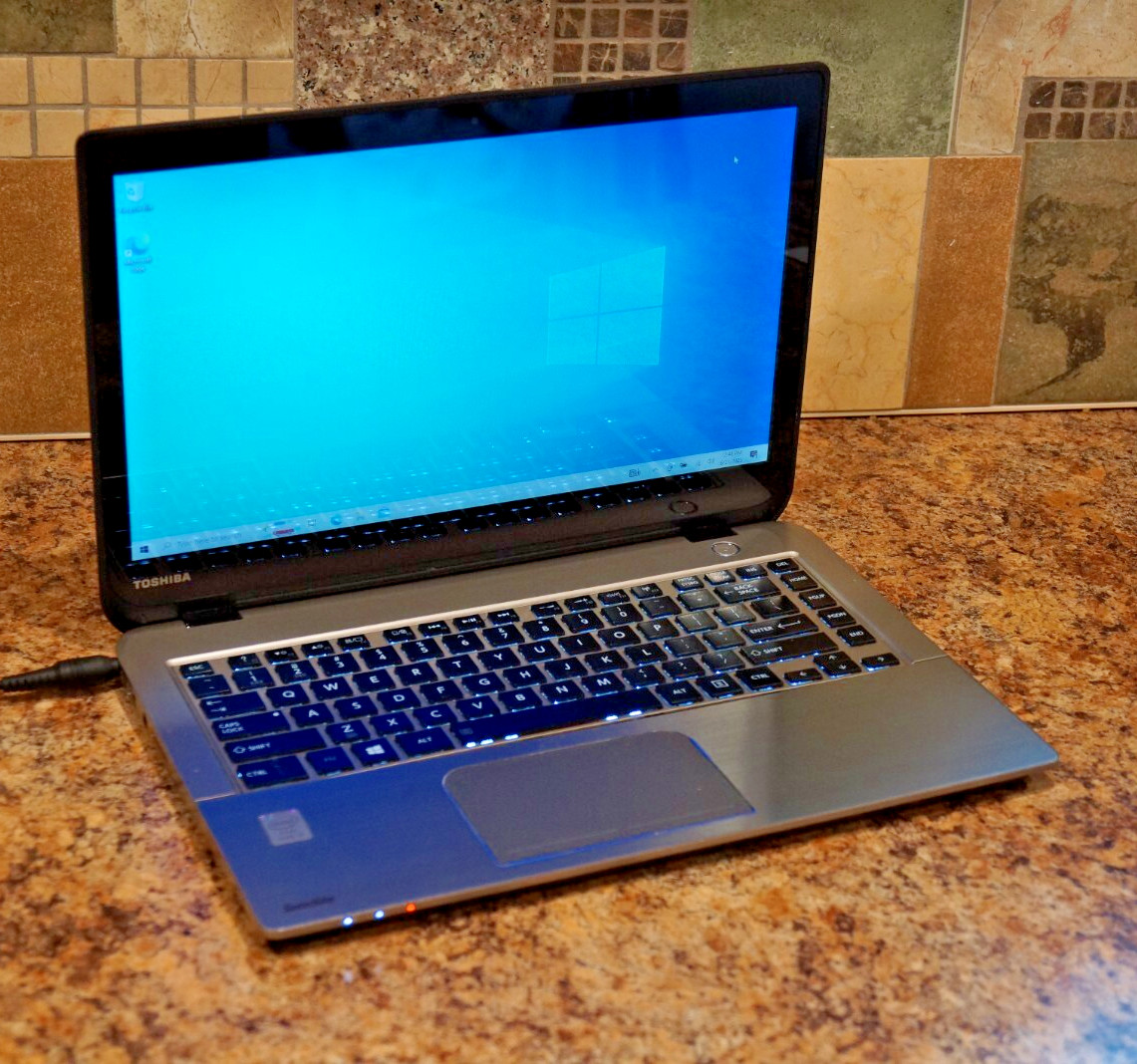 Activated 22H2 WIN 10 Home Toshiba E45t-A4300 Gen4 i5@1.60GHz,6GB RAM, 700GB HDD