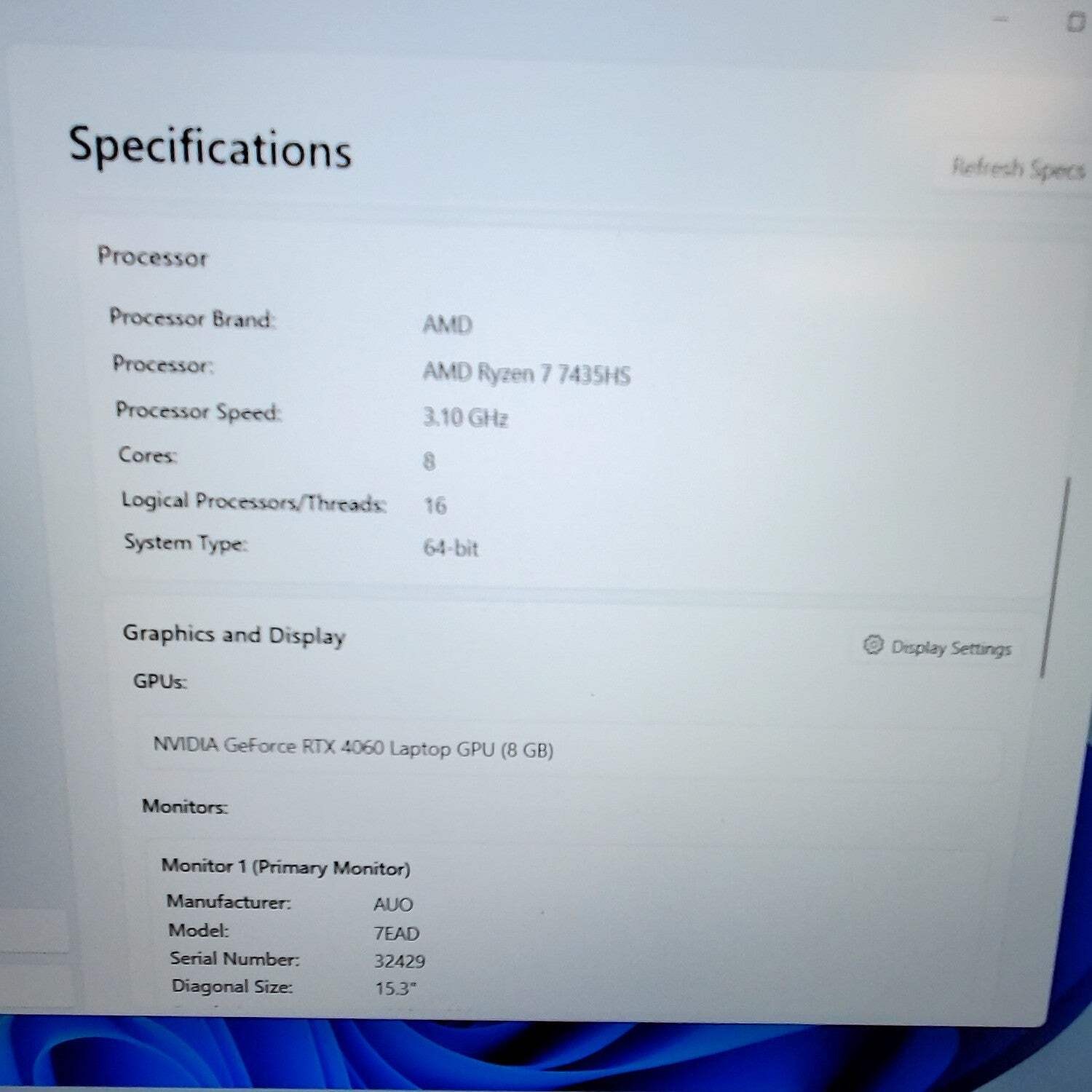 Lenovo LOQ 15 ARP9 15 Ryzen 7 7435HS 3.1GHz 512GB SSD READ