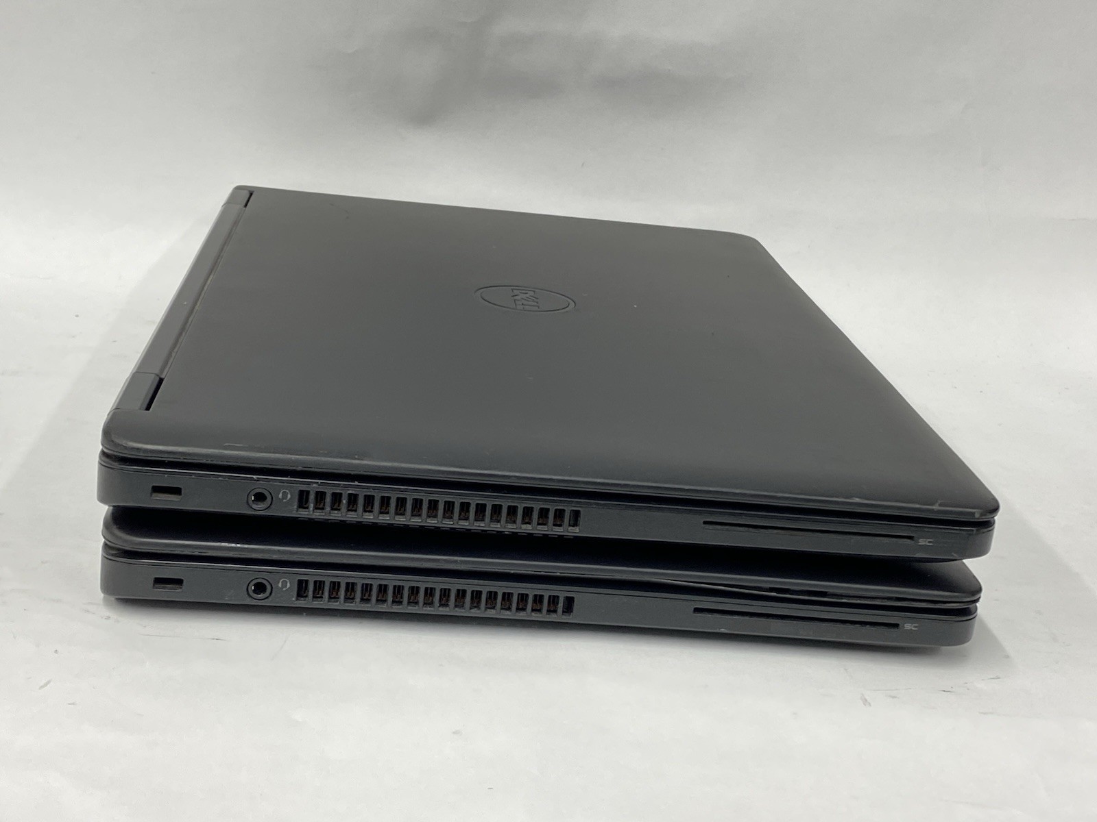 Lot of (2) Dell Latitude E5450 – 1600×900 – i7-5600u – No RAM/SSD/OS – READ