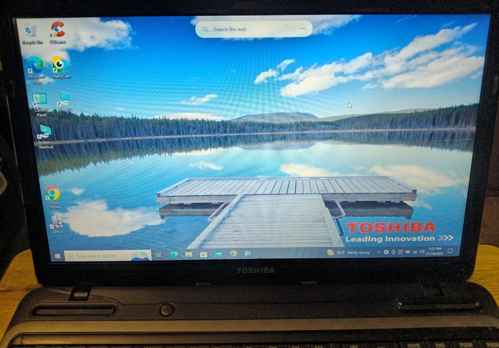 Toshiba L755D-S5109/Amd A4-3305M 1.90ghz/4gb/320gb/Windows 10 Pro/Webcam/BT/15.6