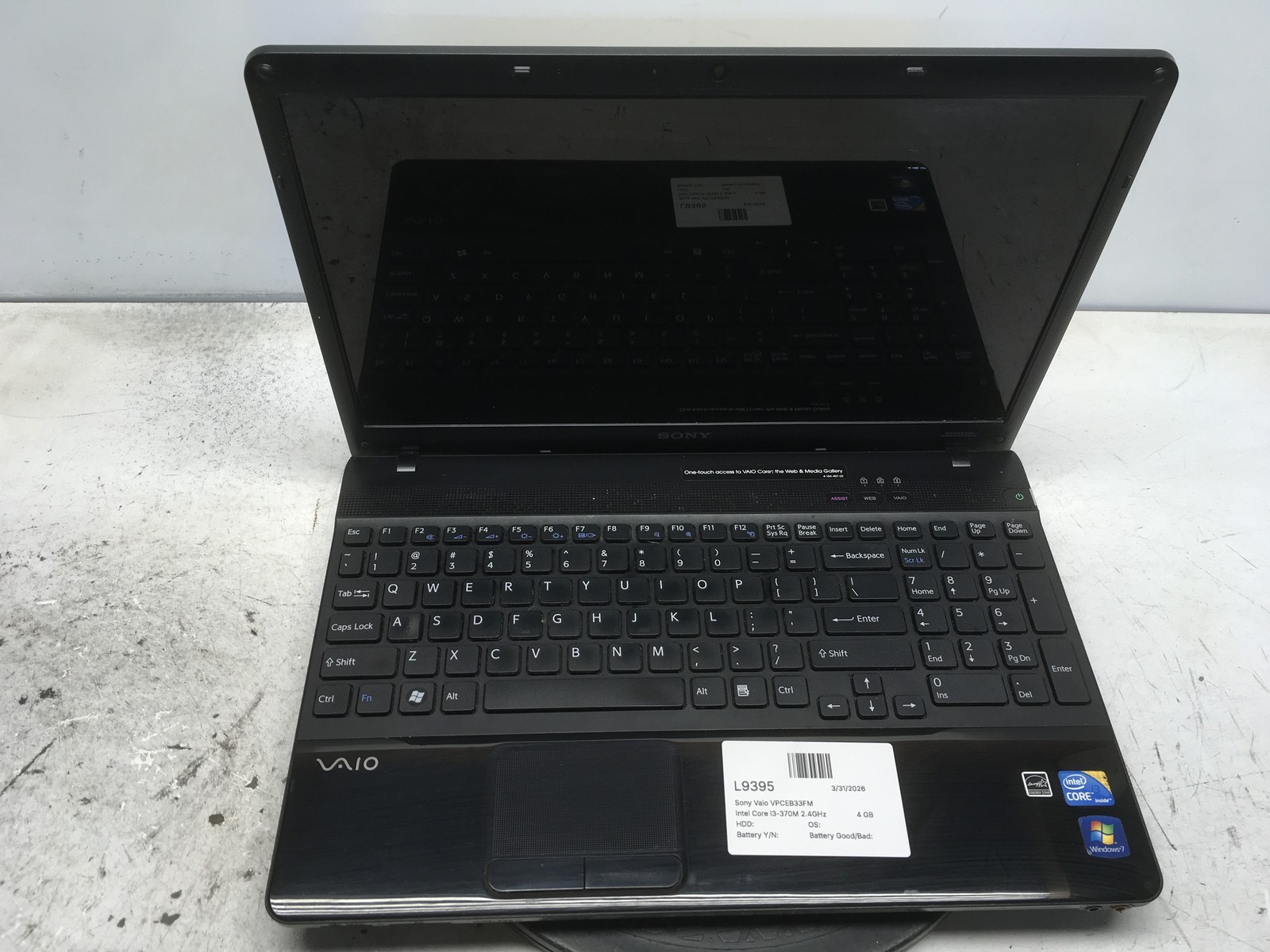 Sony Vaio VPCEB33FM Intel Core i3-370M 2.4GHz 4 GB NO HDD No Batt