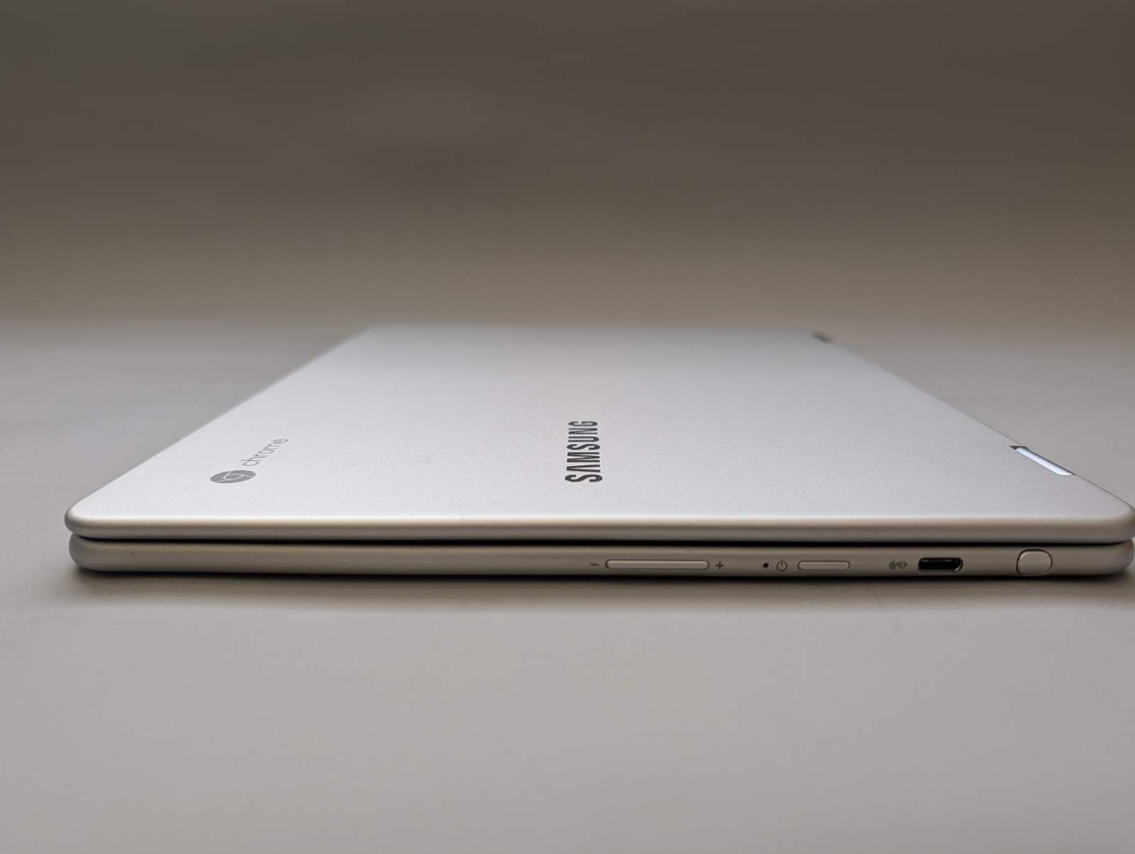 SAMSUNG Chromebook Plus 12.3-Inch (32GB, ARM Cortex-A Series, 2GHz, 4GB) Laptop