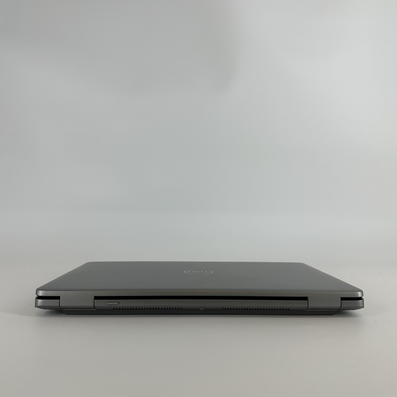 Dell Precision 3591 15 FHD TOUCH 1.4 GHz Ultra 7 165H 32GB 512GB SSD RTX 500 Ada