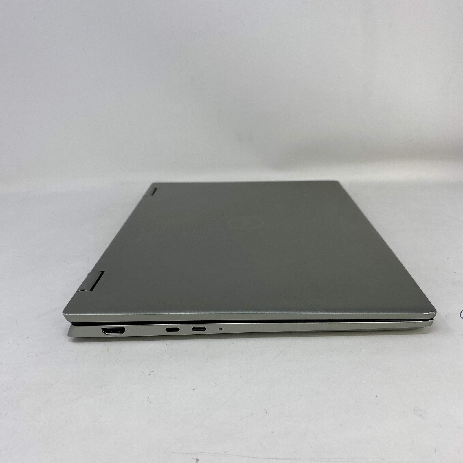 Dell Inspiron 7425 14″ Ryzen 5 5625U 2.3GHz 8GB RAM 512GB SSD