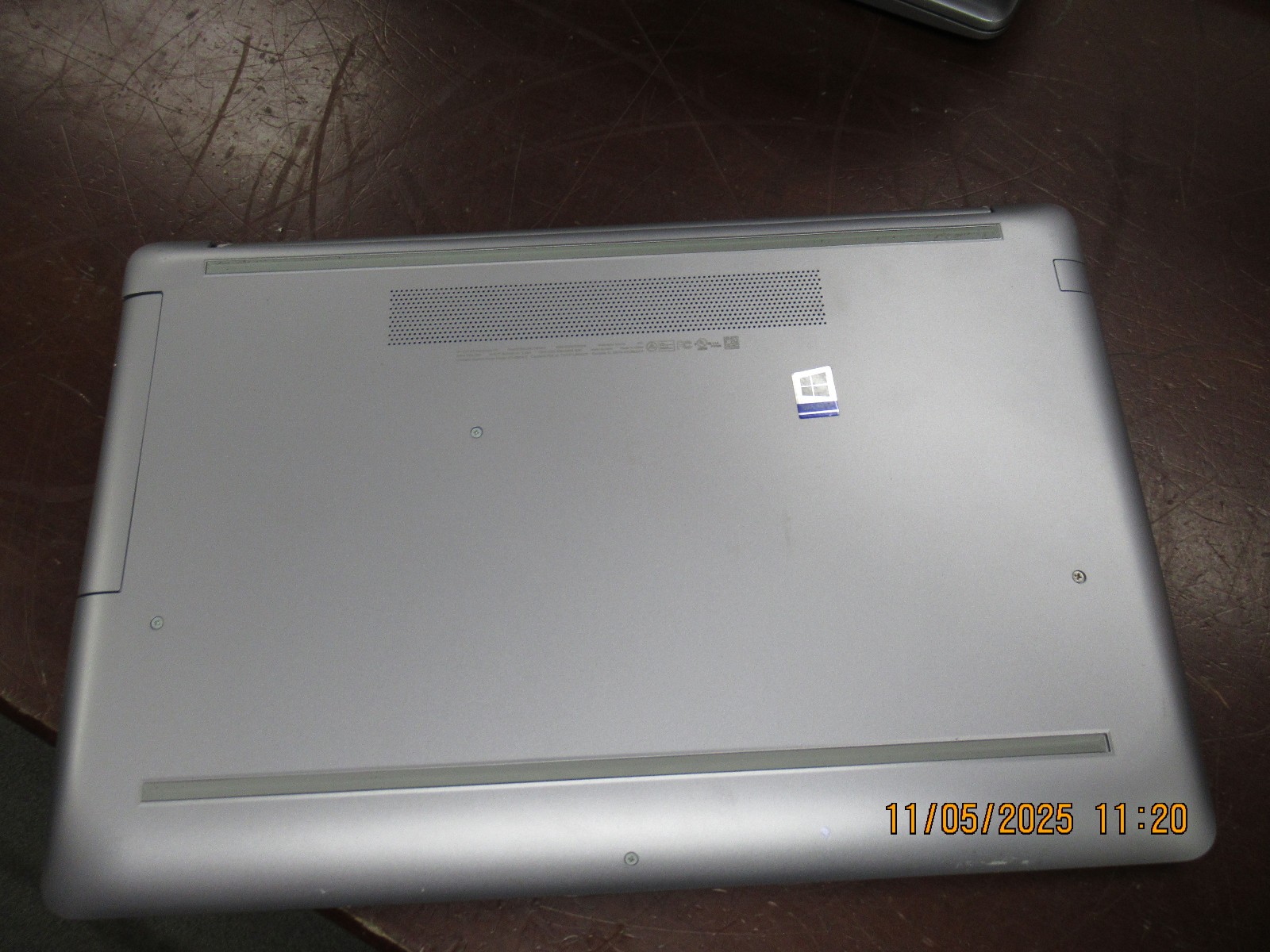 HP 470 G7 NoteBook i7-10510U 1.80GHz 16GB 240GB M2SSD Radeon R7 Laptop +AC[NO OS