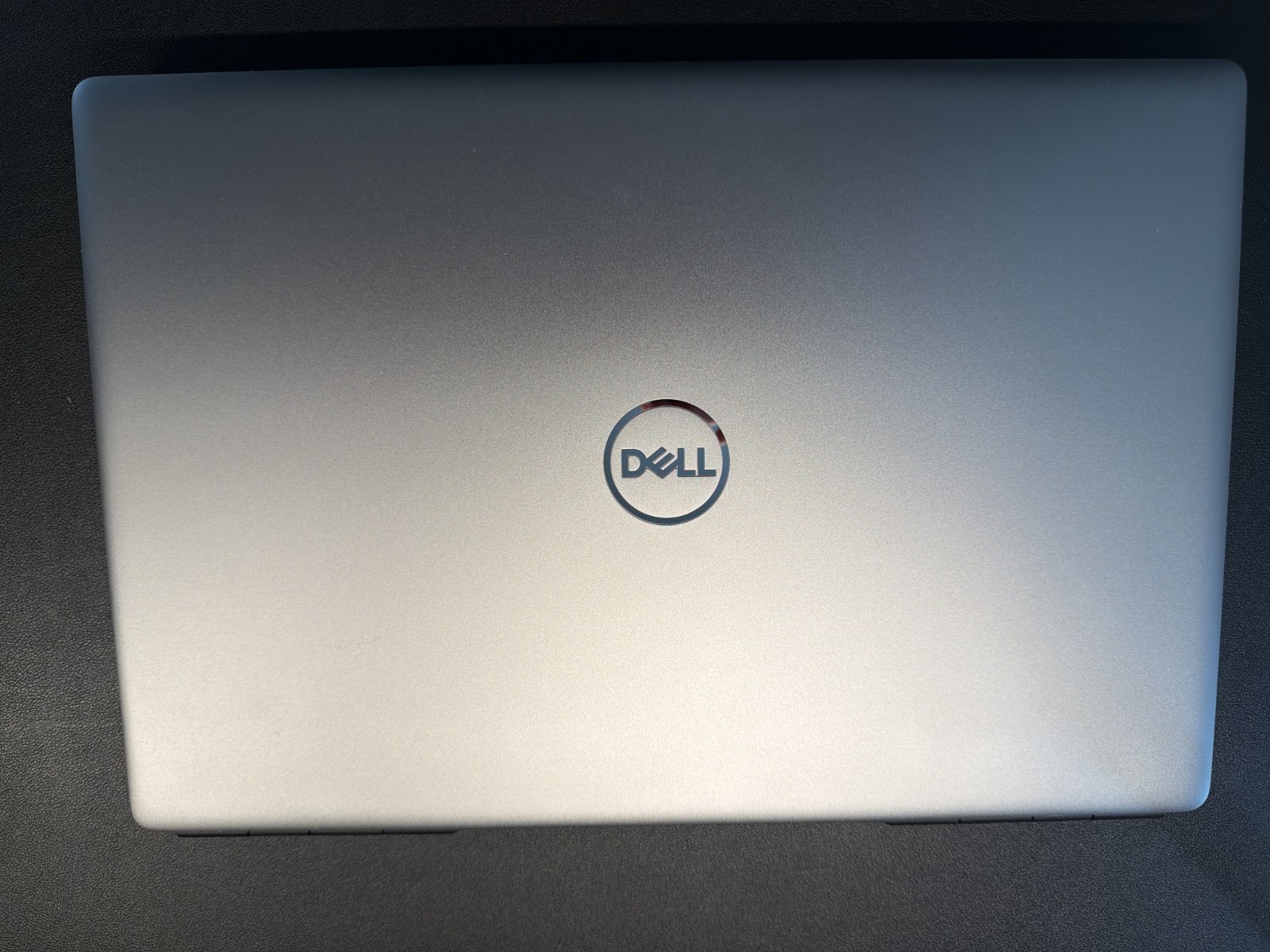 Dell Precision 7560 15.6″ i7-11800H 96GB RAM 2TB SSD Intel Graphics Win11