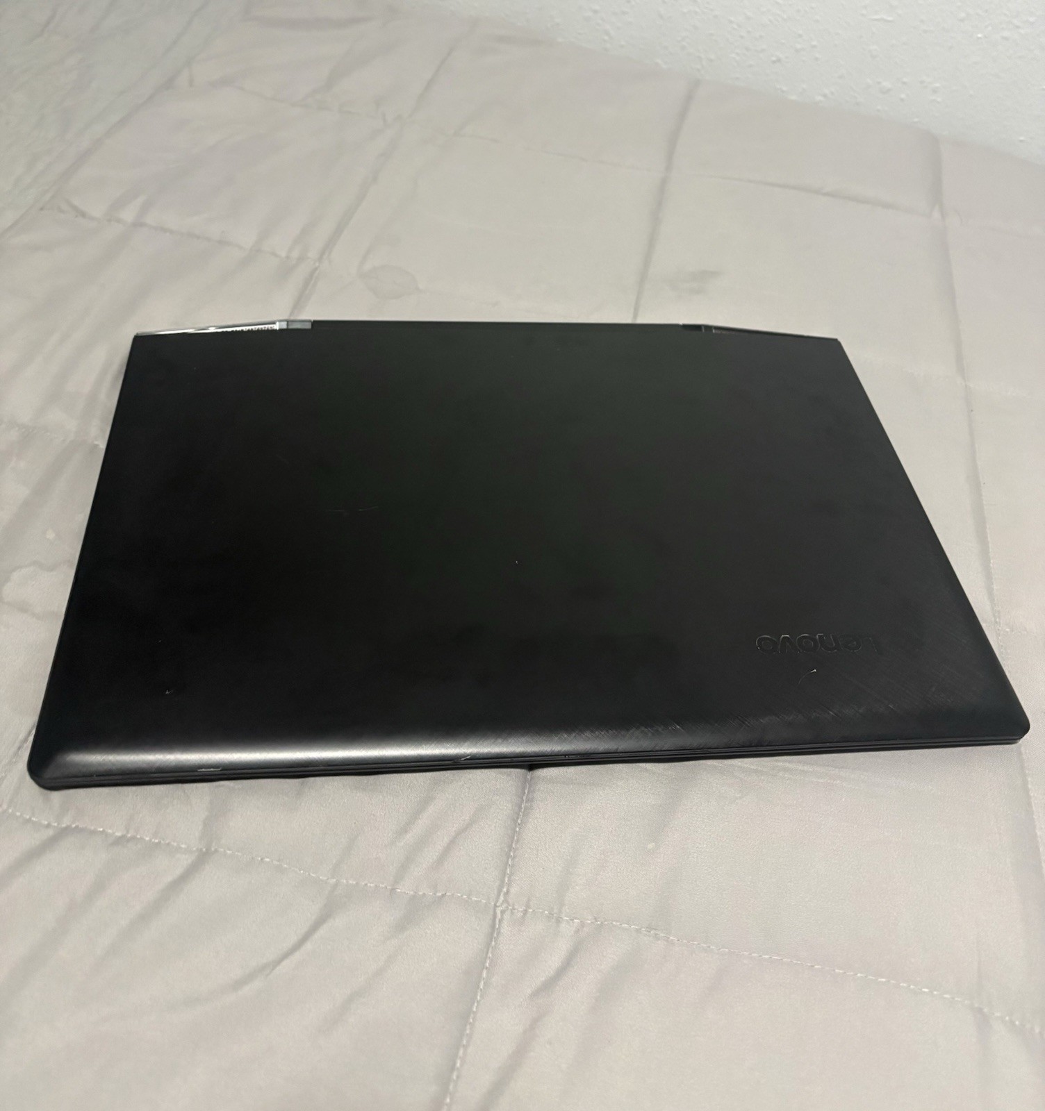Lenovo IdeaPad Y700 17” Gaming Laptop 16GB RAM Intel I7-6700 NVIDIA GTX 960M 1TB