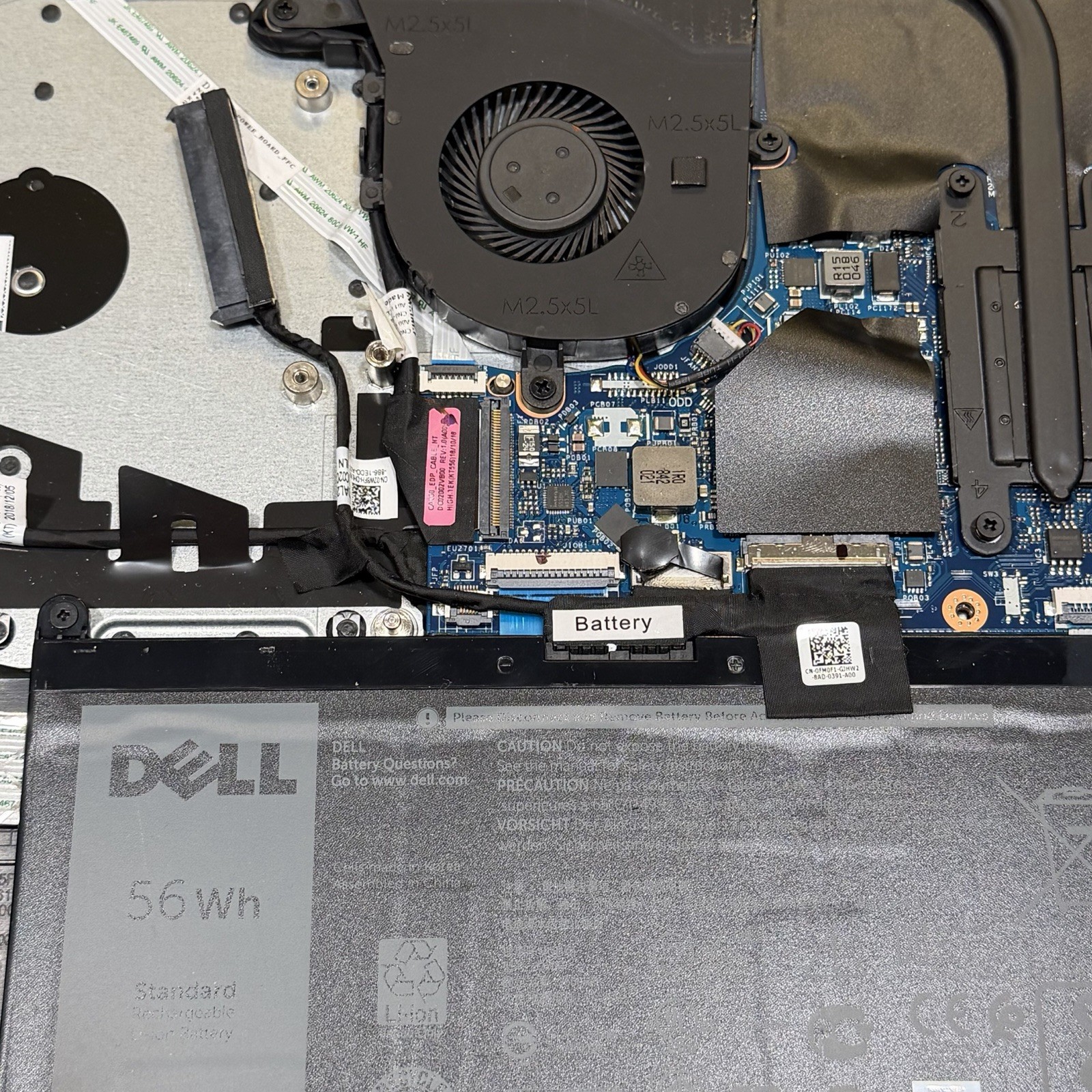 Dell Latitude 3590 i5-8250U 1.6GHz No RAM/No HDD Tested To Bios Cracked Case