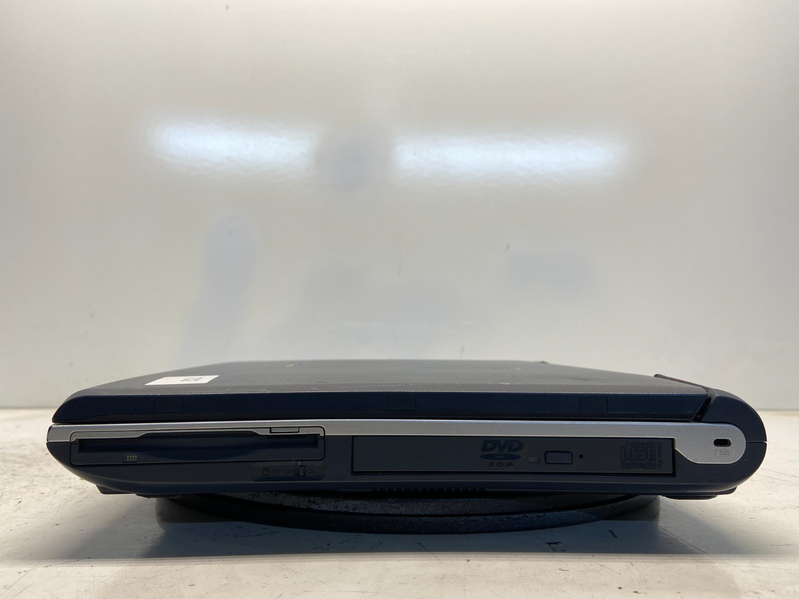 Toshiba Satellite 1415-S173 Intel Celeron 1.8GHz 256 MB NO HDD