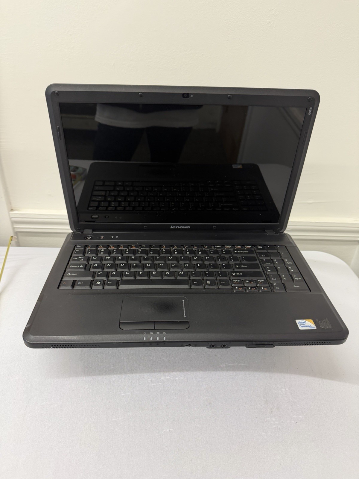 Lenovo 6550 Laptop – Good Screen – Intel Duo T6600 – Read Des