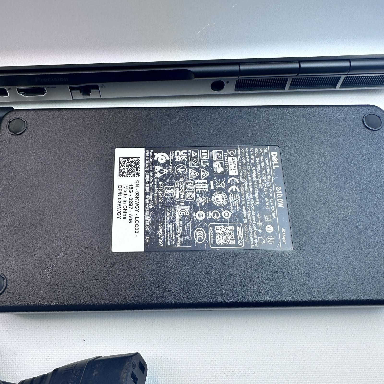 Dell Precision 7760 17.3″ FHD, Xeon W-11855M ,64GB,1TB, RTX A3000 *Pls READ*