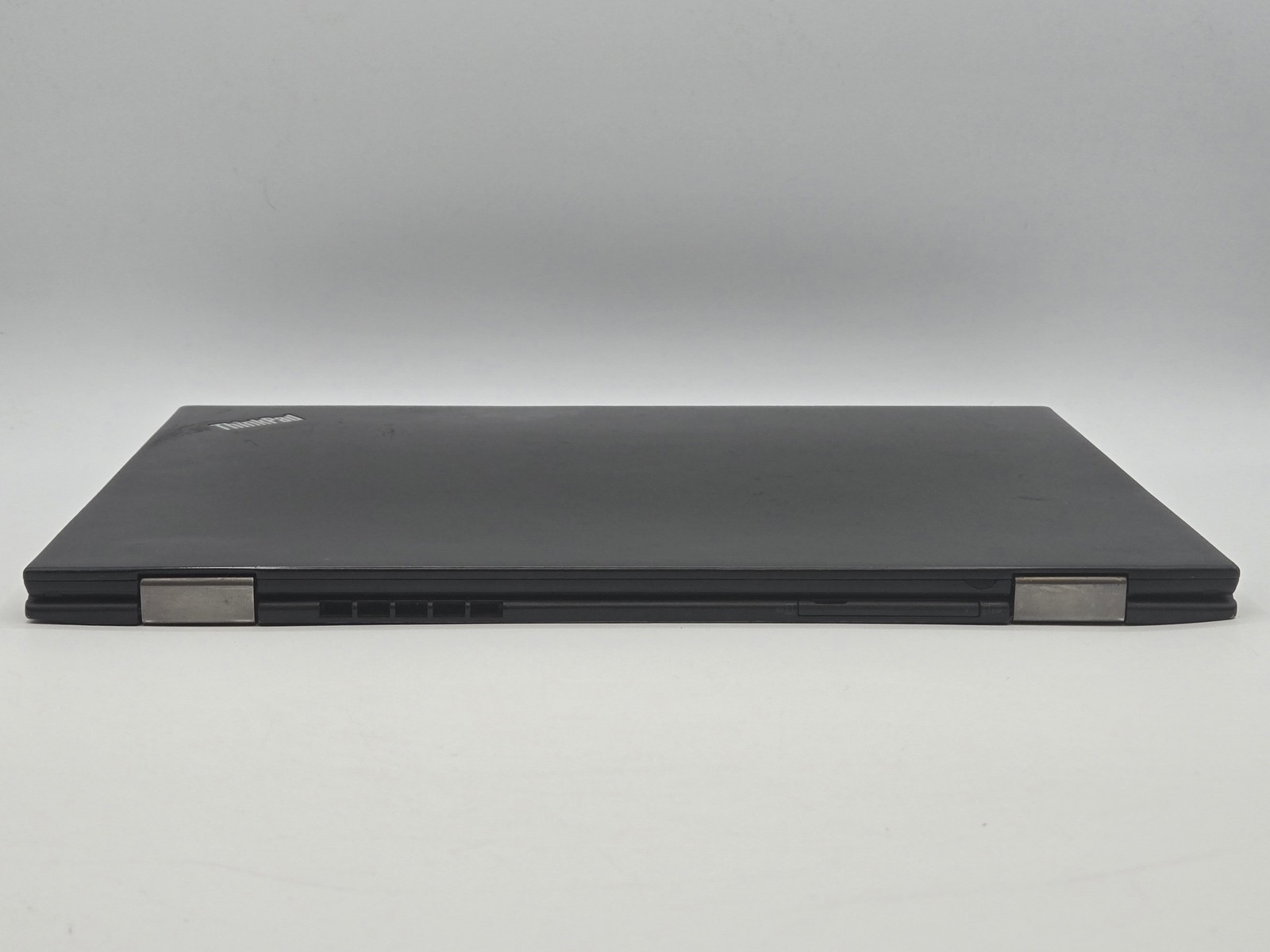 Lenovo ThinkPad X1 Carbon Gen 4 14″ FHD I7-6600U 256GB 16GB W10P Backlit