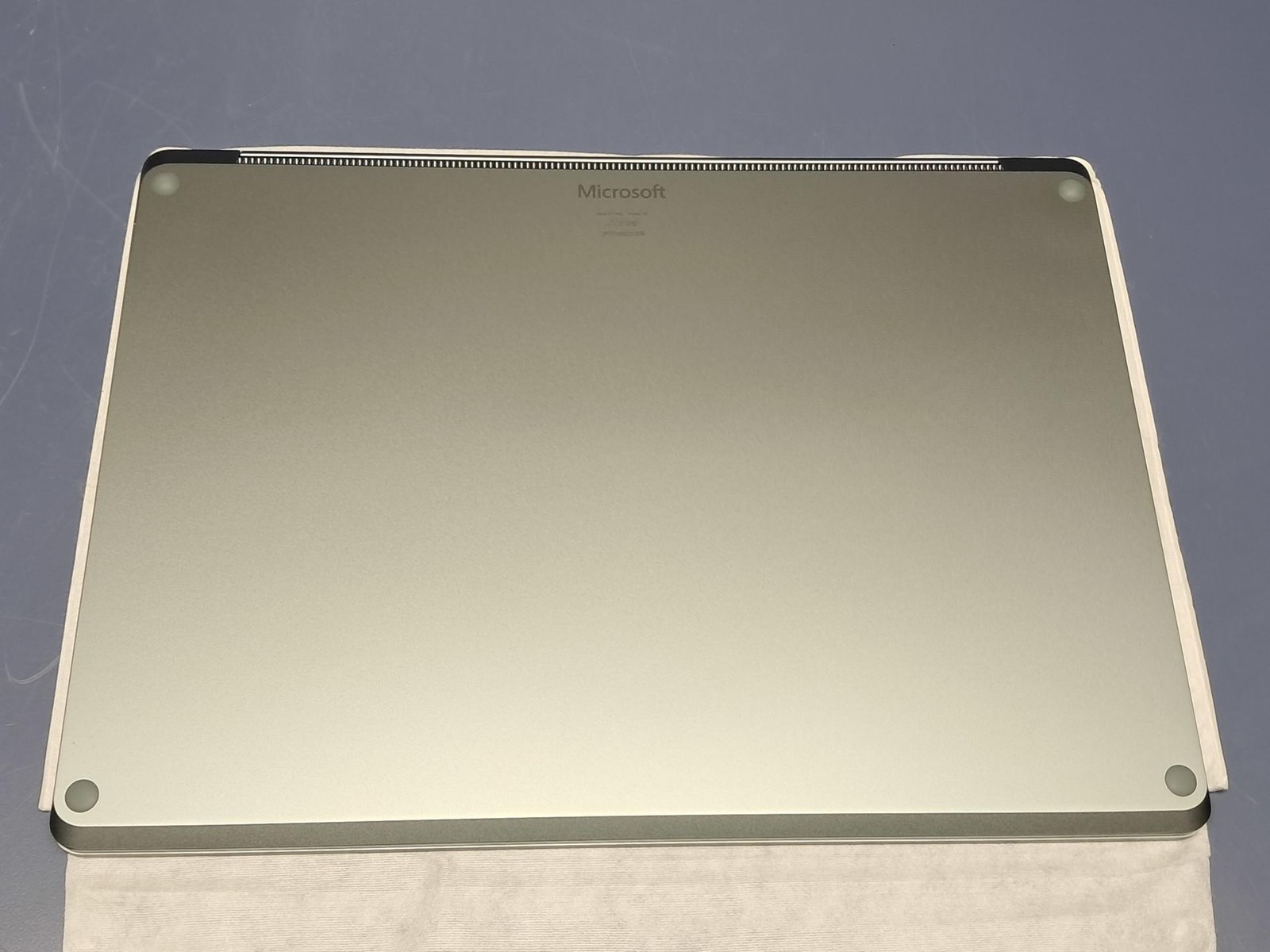 Microsoft Surface Laptop 5 i7-1265U 16GB 512MB RTX3050 14.4 Windows RBH-00052