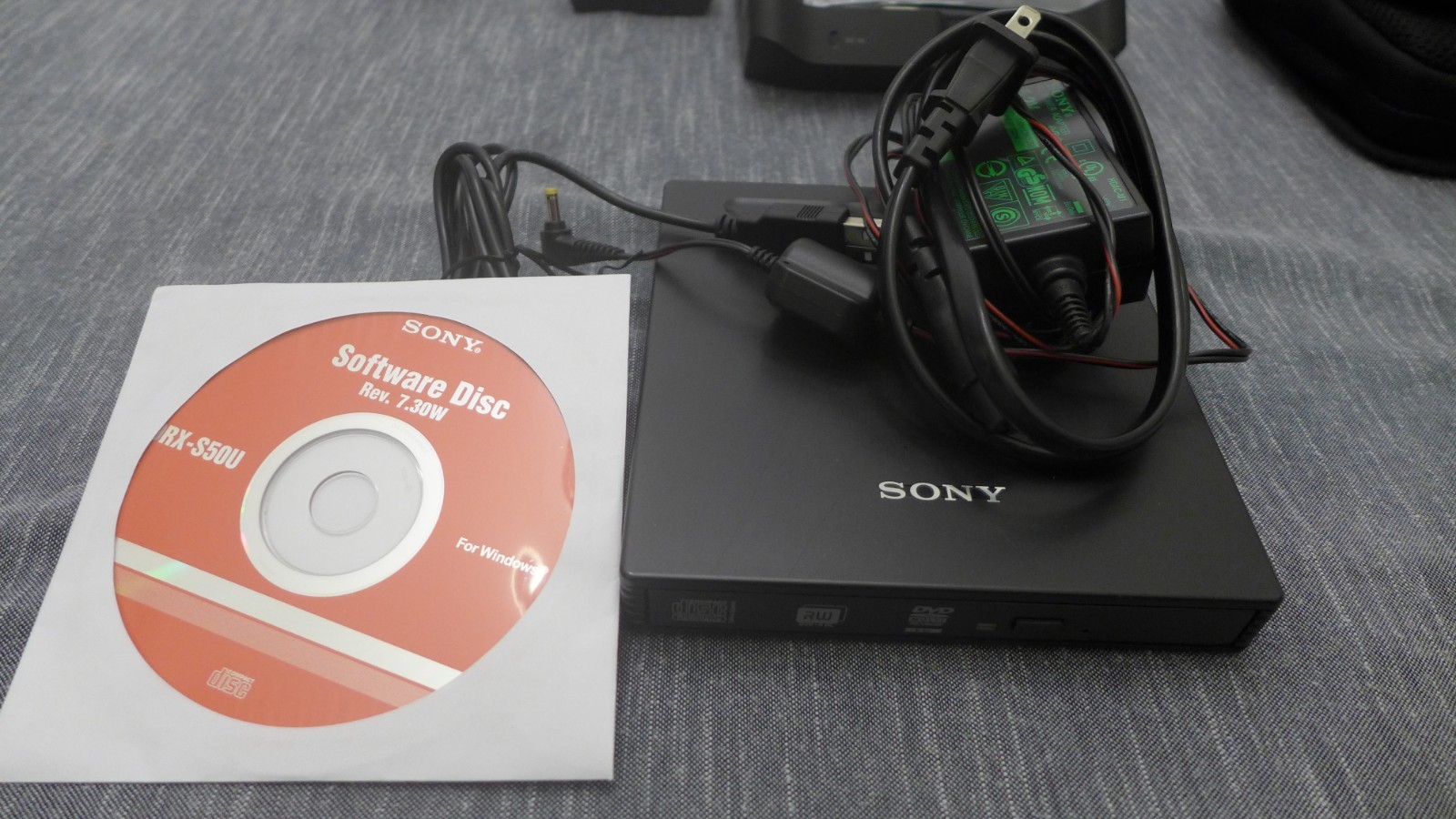Sony Vaio VGN UX90S Micro PC UMPC – Black, Japan model, Full Accessory Bundle