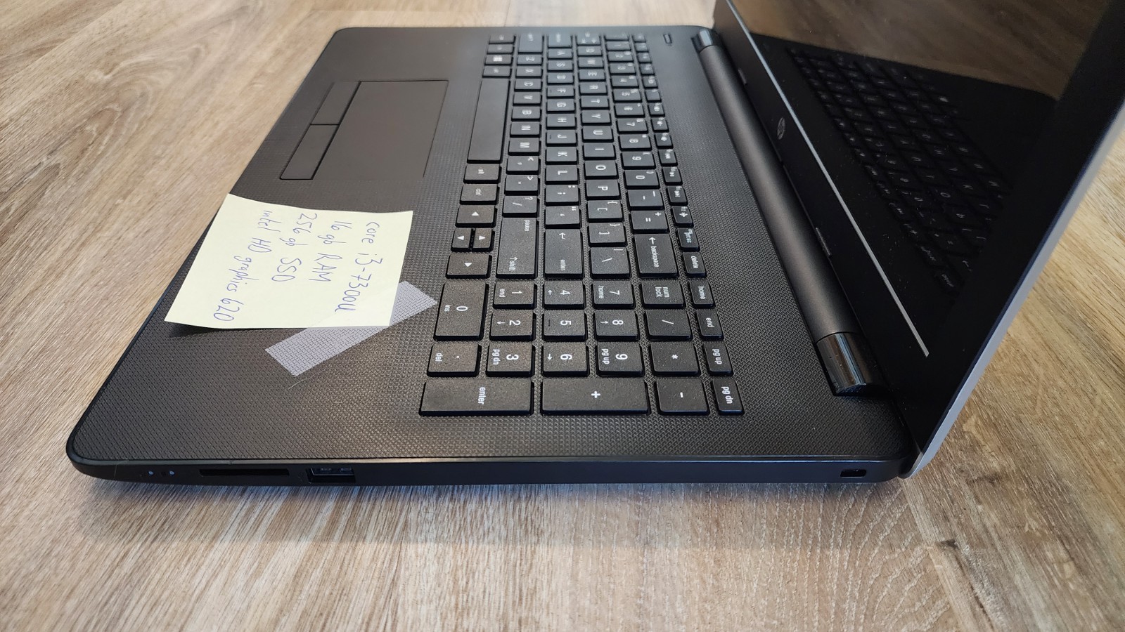 HP Pavilion 15-bs031wm, i3-7100U, 16gb RAM, 256gb SSD, Win 11, Power Adapter