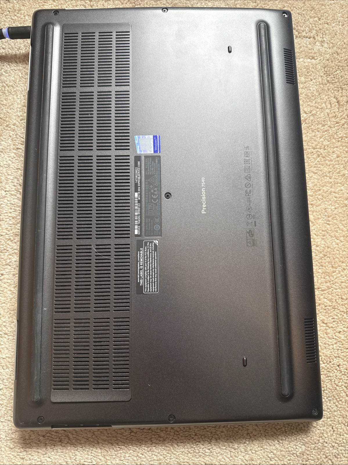 Dell Precision 7540 15.6″ 8GB i5-9400H, Titan Grey