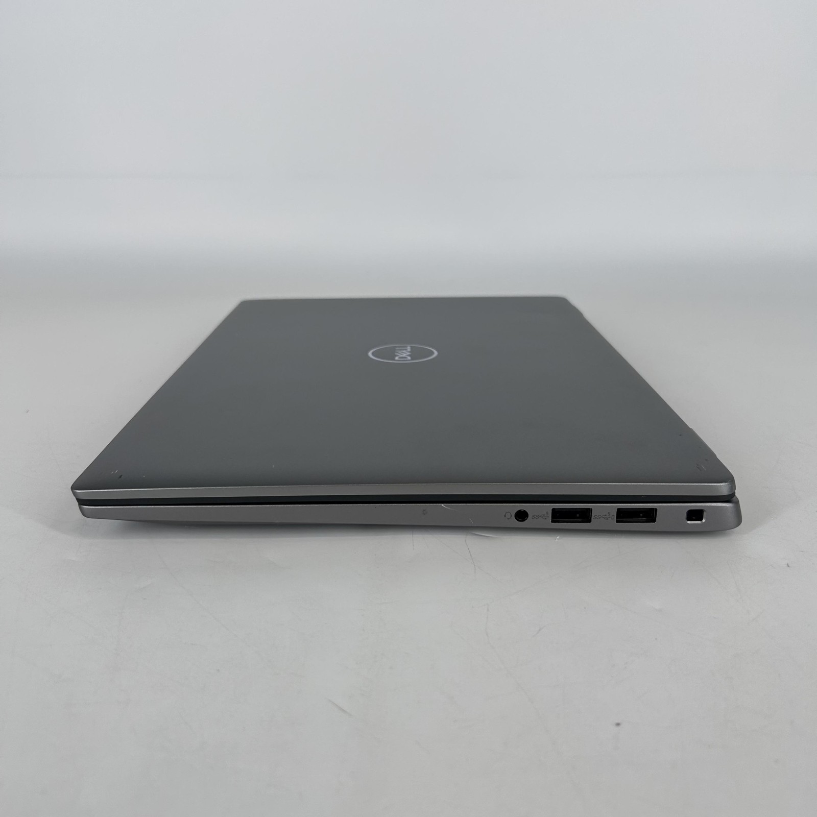 Dell Latitude 7450 14 Gray FHD+ 2.1 GHz Ultra 5 135U 16GB 256GB SSD Good