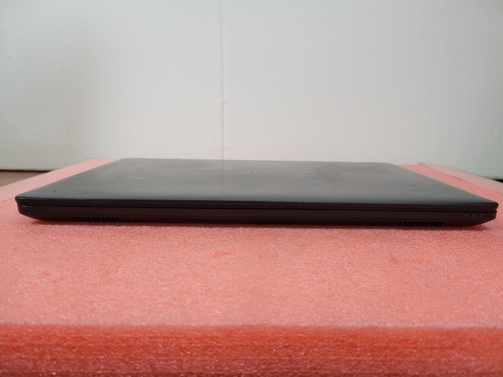 Dell Latitude E5570 i5-6200U 8GB RAM Win 10 Pro *AS IS/No HDD/Read* | C808