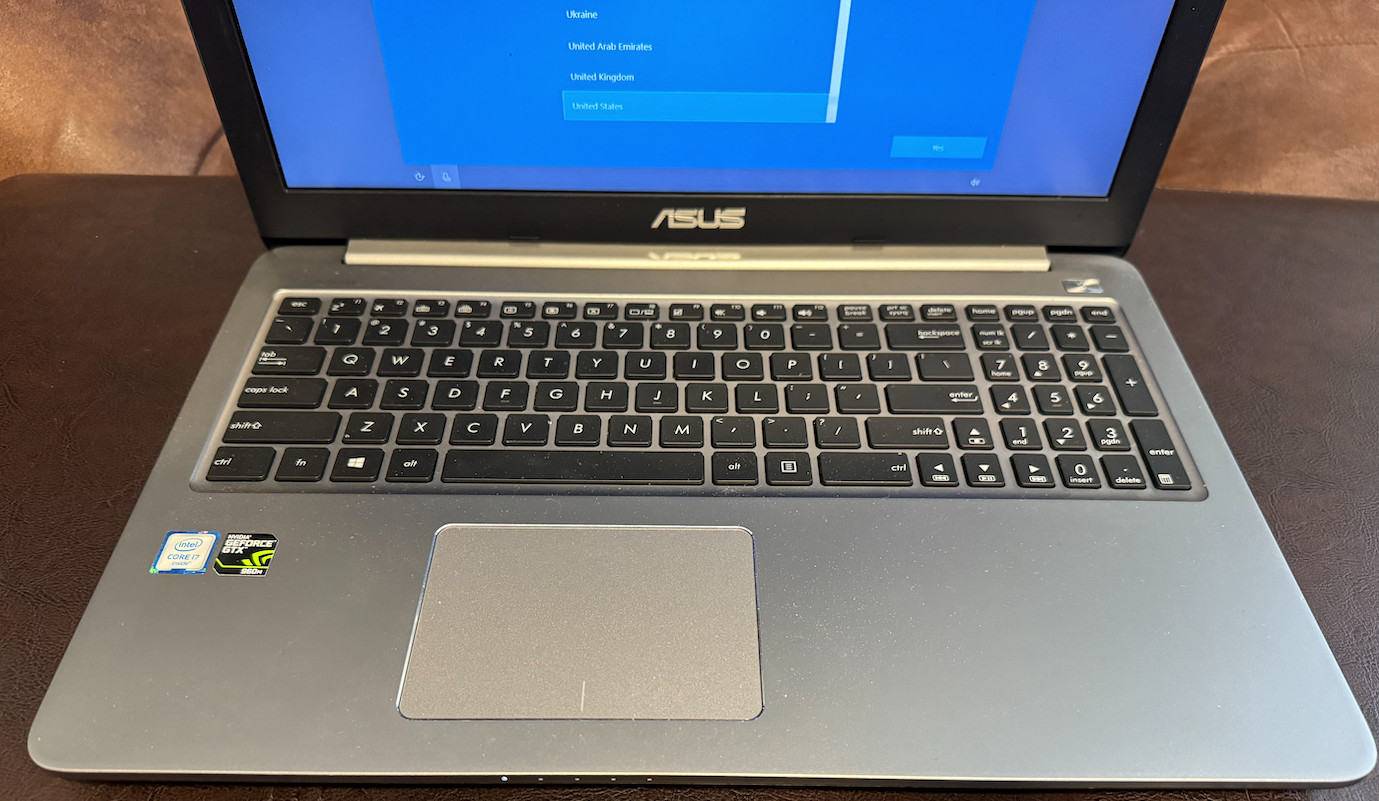 ASUS K501UW-AB78 15.6-inch Full-HD Gaming Laptop-Intel Core i7, GTX 960M, 16GB