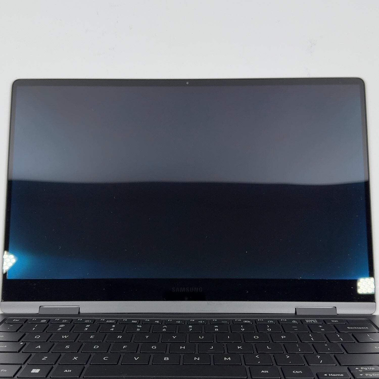 Samsung Galaxy Book2 360 NP730QED 13.3″ i5-1235U 1.3GHz 8GB RAM 256GB SSD