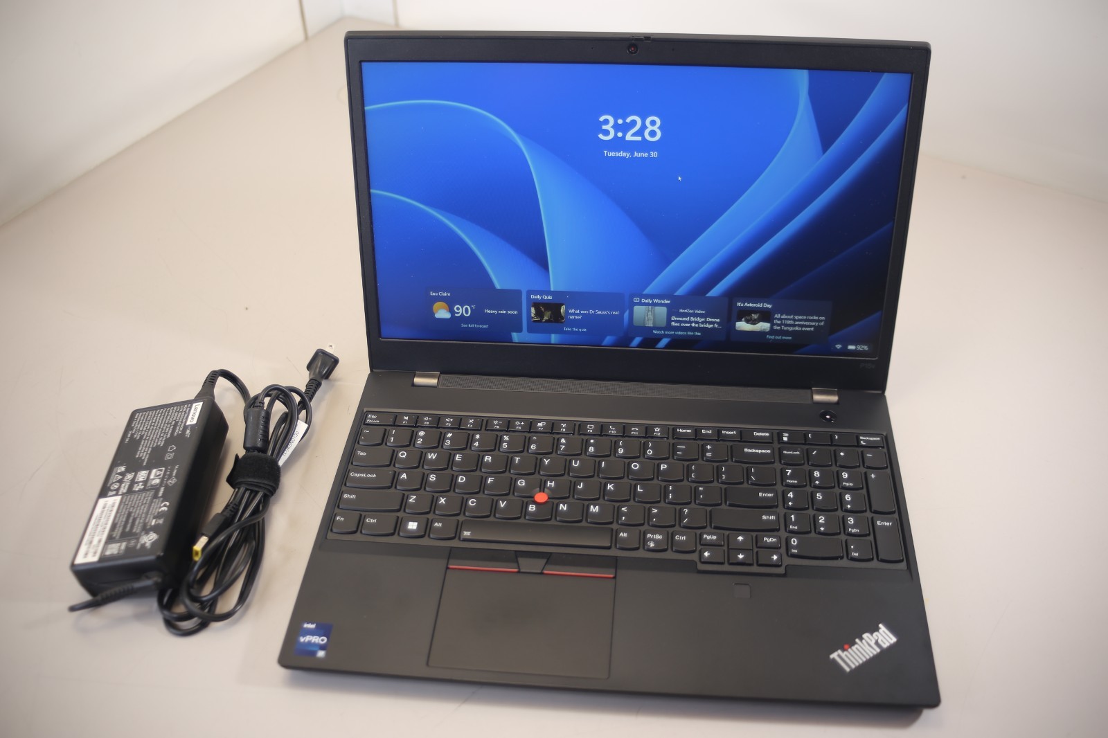 Lenovo ThinkPad P15v Gen 3 15.6″ Core i7-12800H 2.4Ghz 16GB 256GB SSD A2000 #2